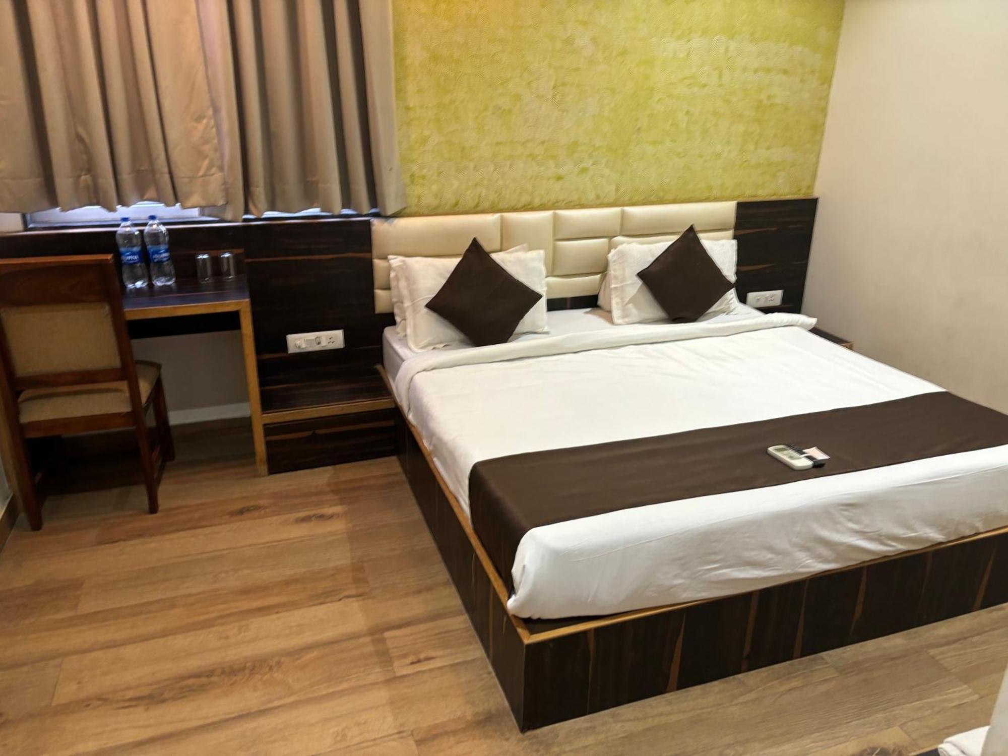 Hotel Karma
