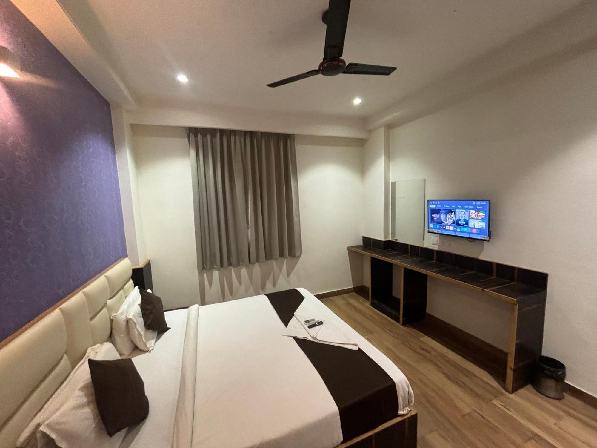 Hotel Karma *