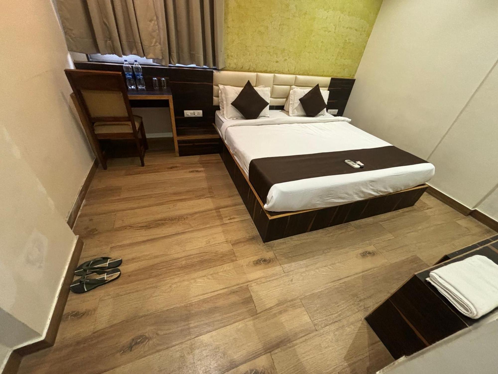 Hotel Karma