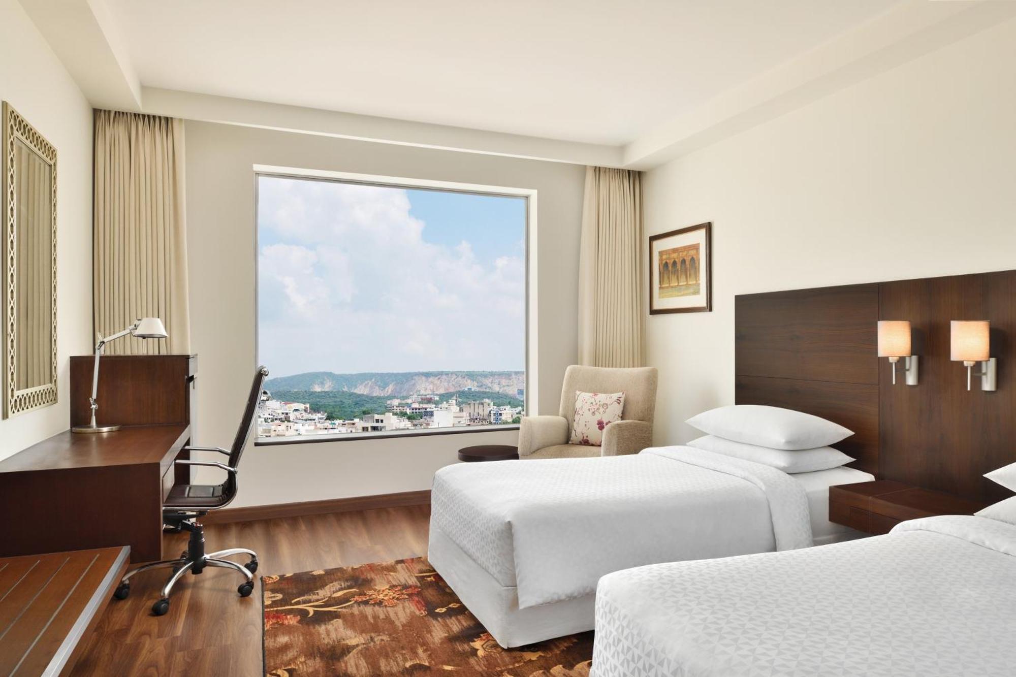 Four Points By Sheraton Jaipur, Square