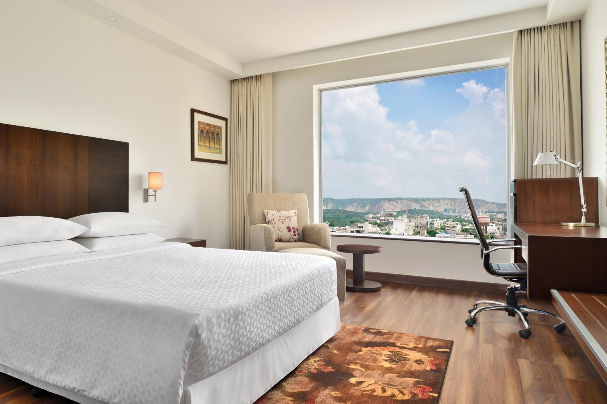 Four Points By Sheraton Jaipur, Square 4*