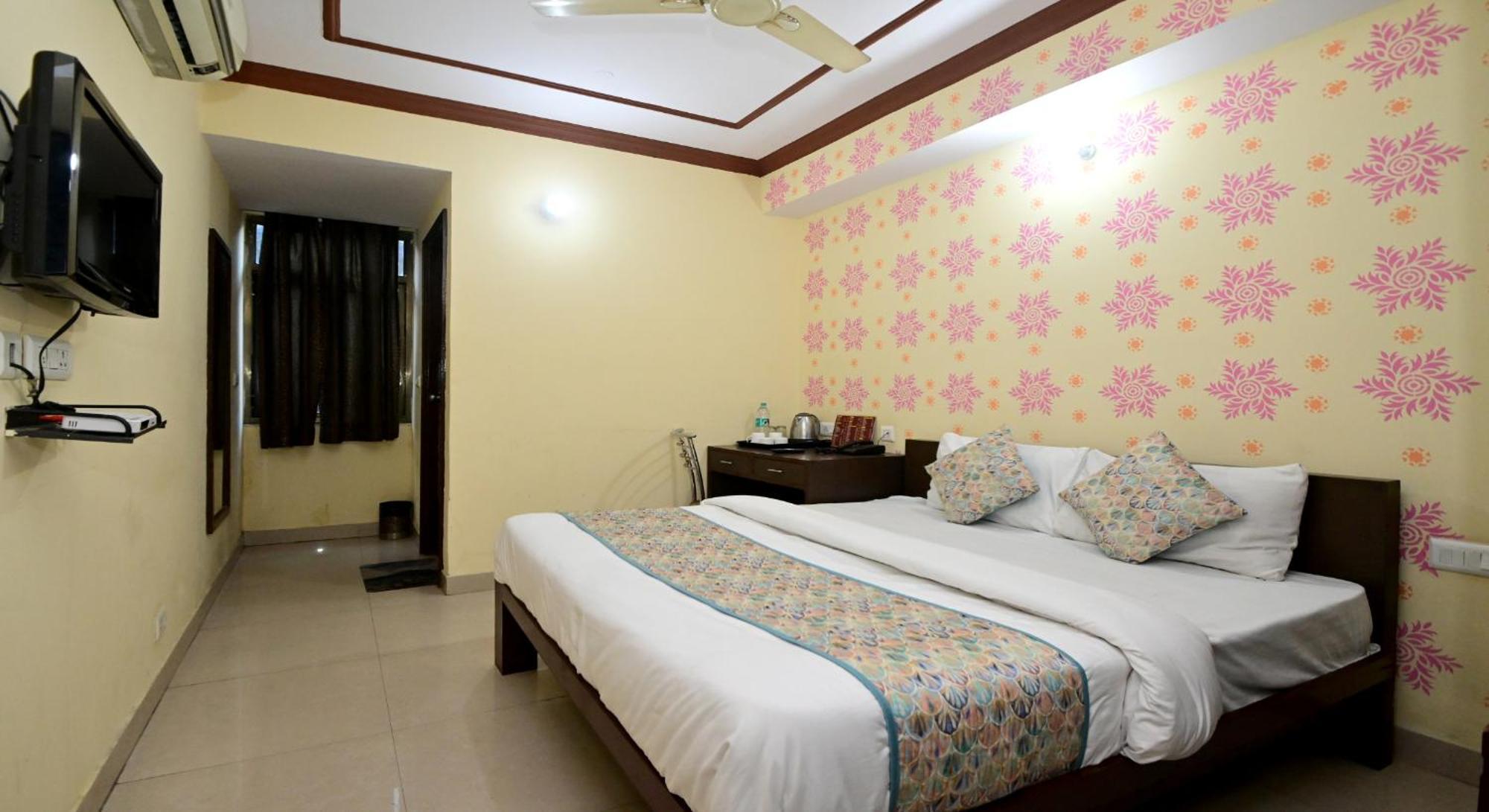 Hotel Laxmi Villa Palace-Near Jaipur Railway Station Jaipur