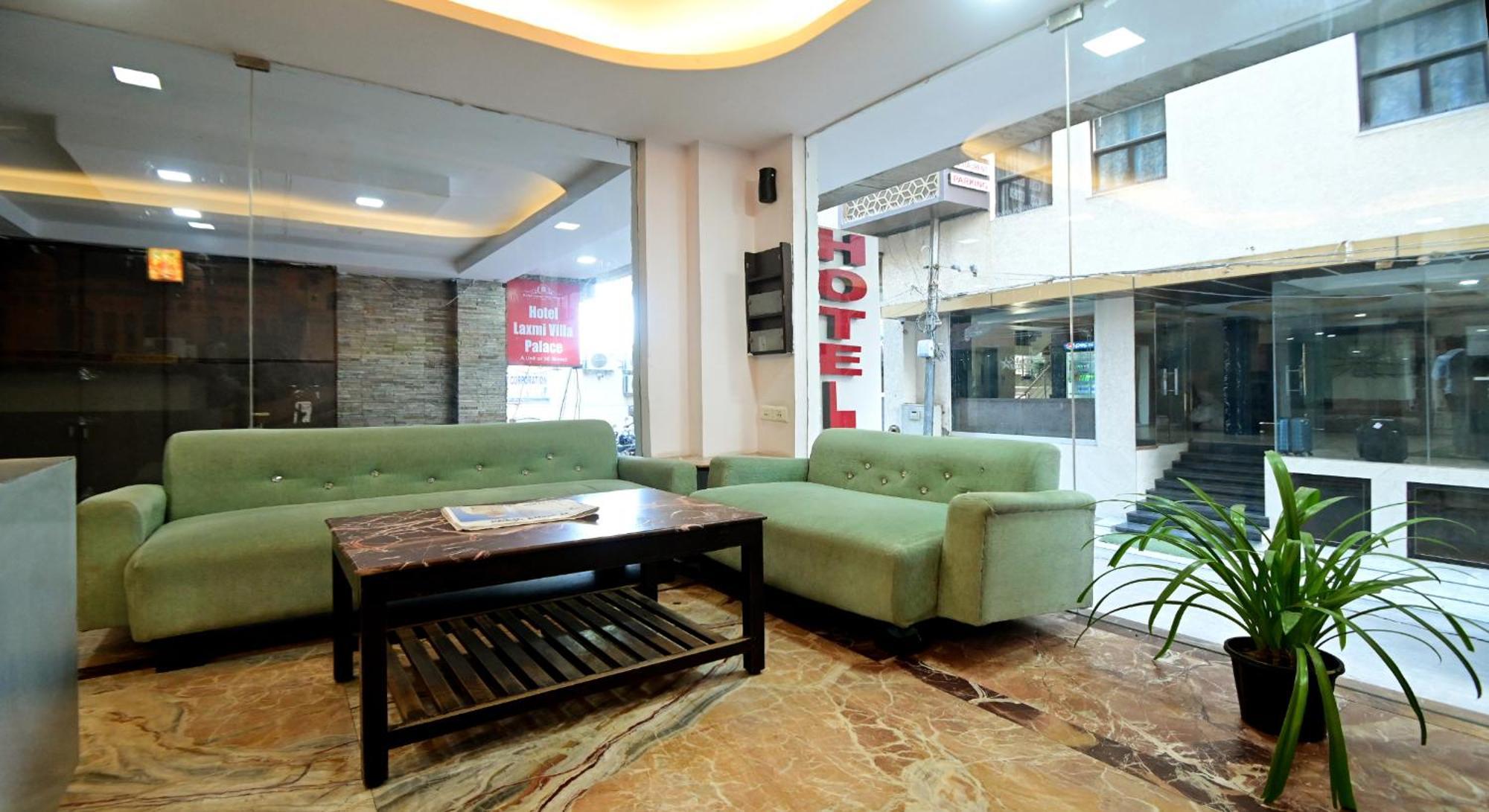 Hotel Laxmi Villa Palace-Near Jaipur Railway Station Inn