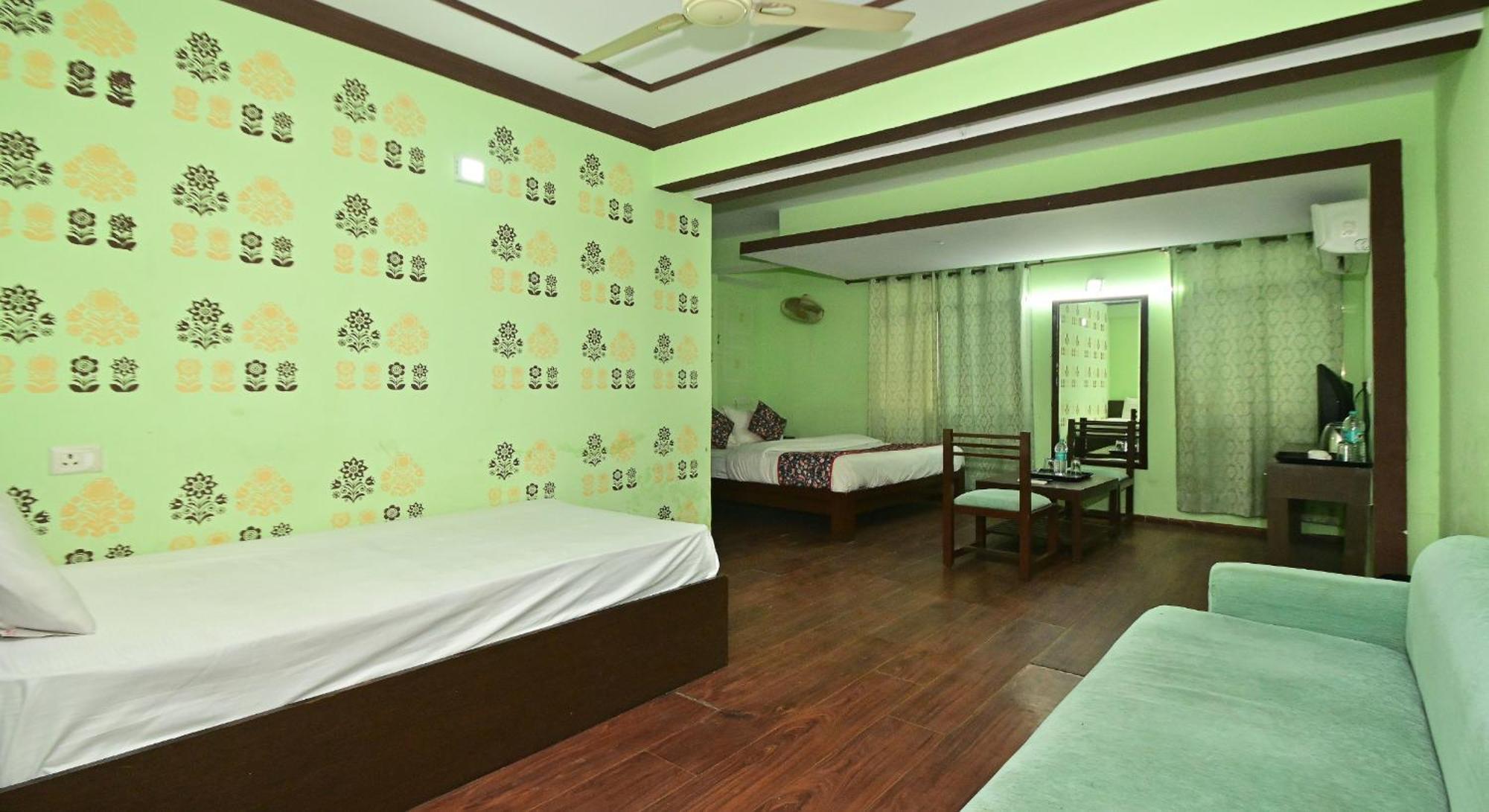 Hotel Laxmi Villa Palace-Near Jaipur Railway Station Inn Jaipur