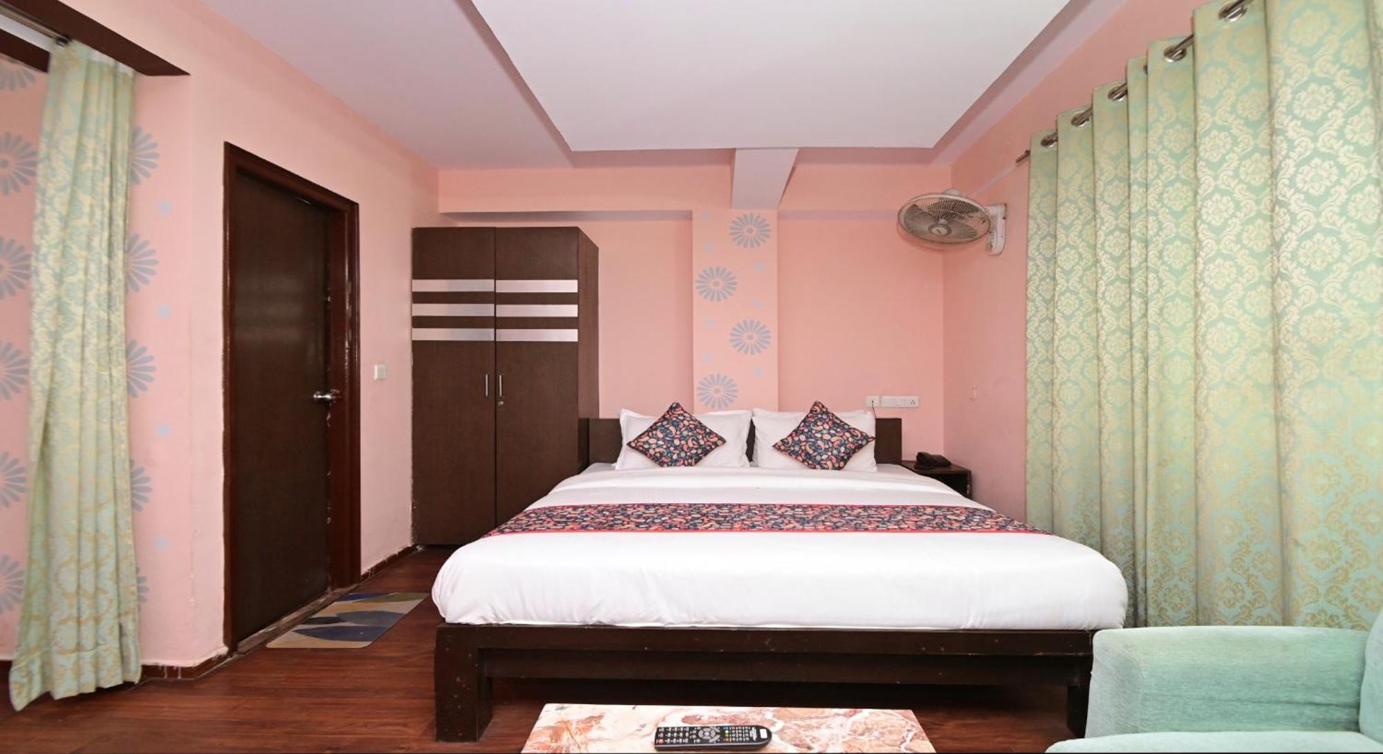 Inn Hotel Laxmi Villa Palace-Near Jaipur Railway Station 3*