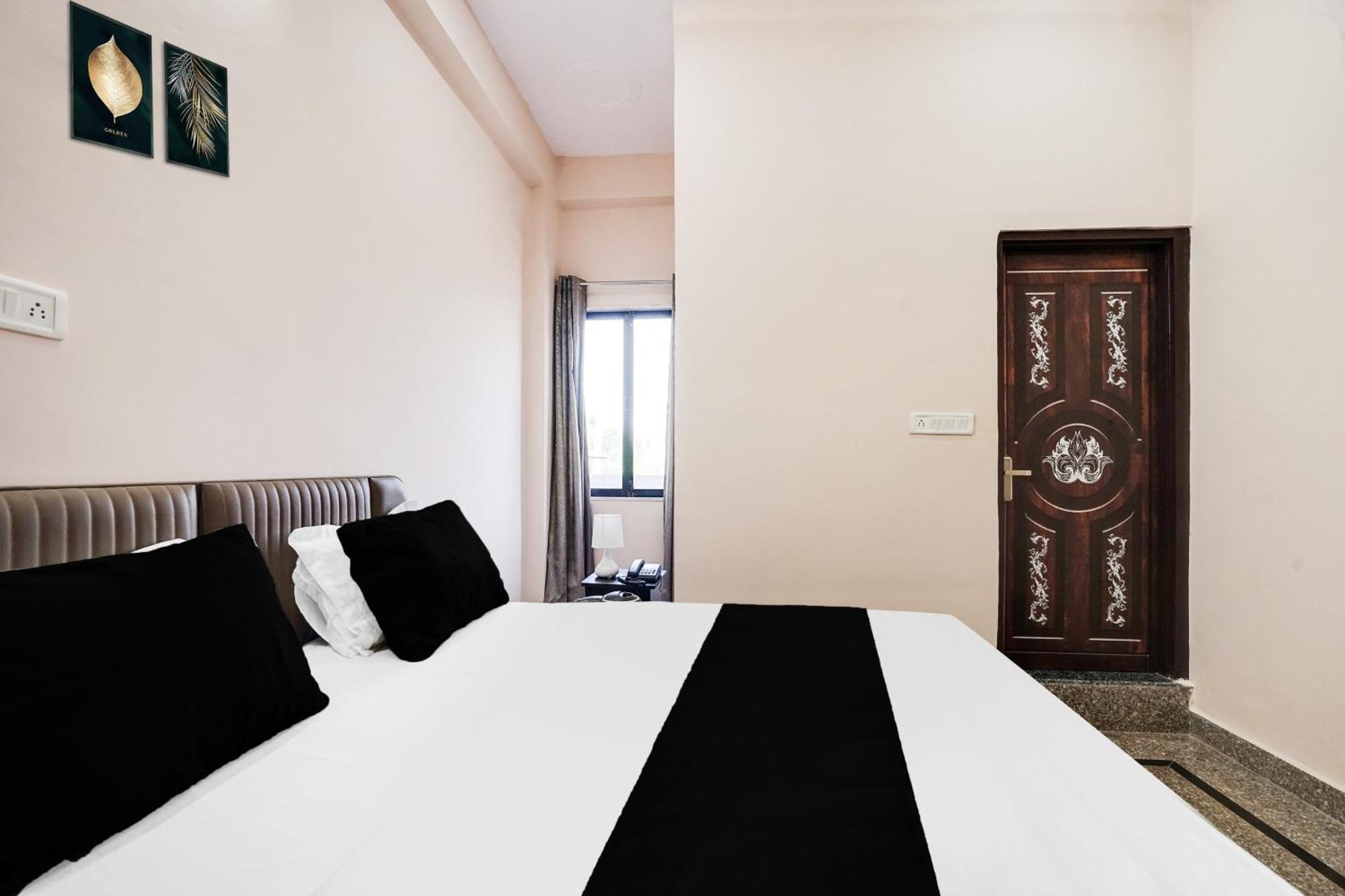 Hotel Spot On Starlight Jaipur