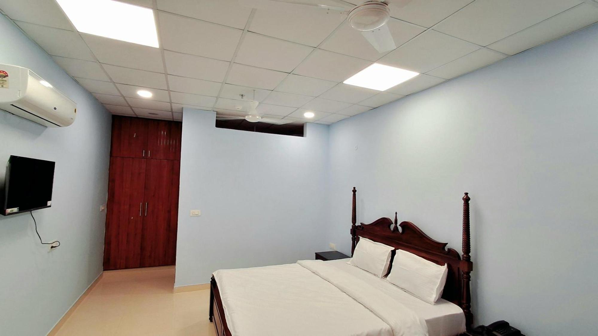 Bed & Breakfast Dev Sneh Residency