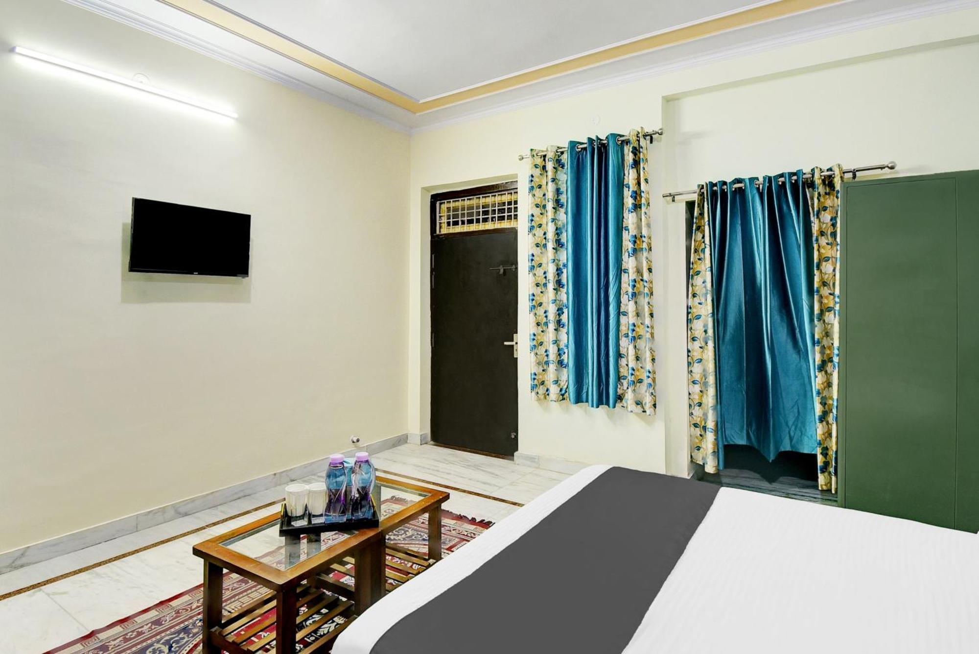 Hotel Supreme 3*