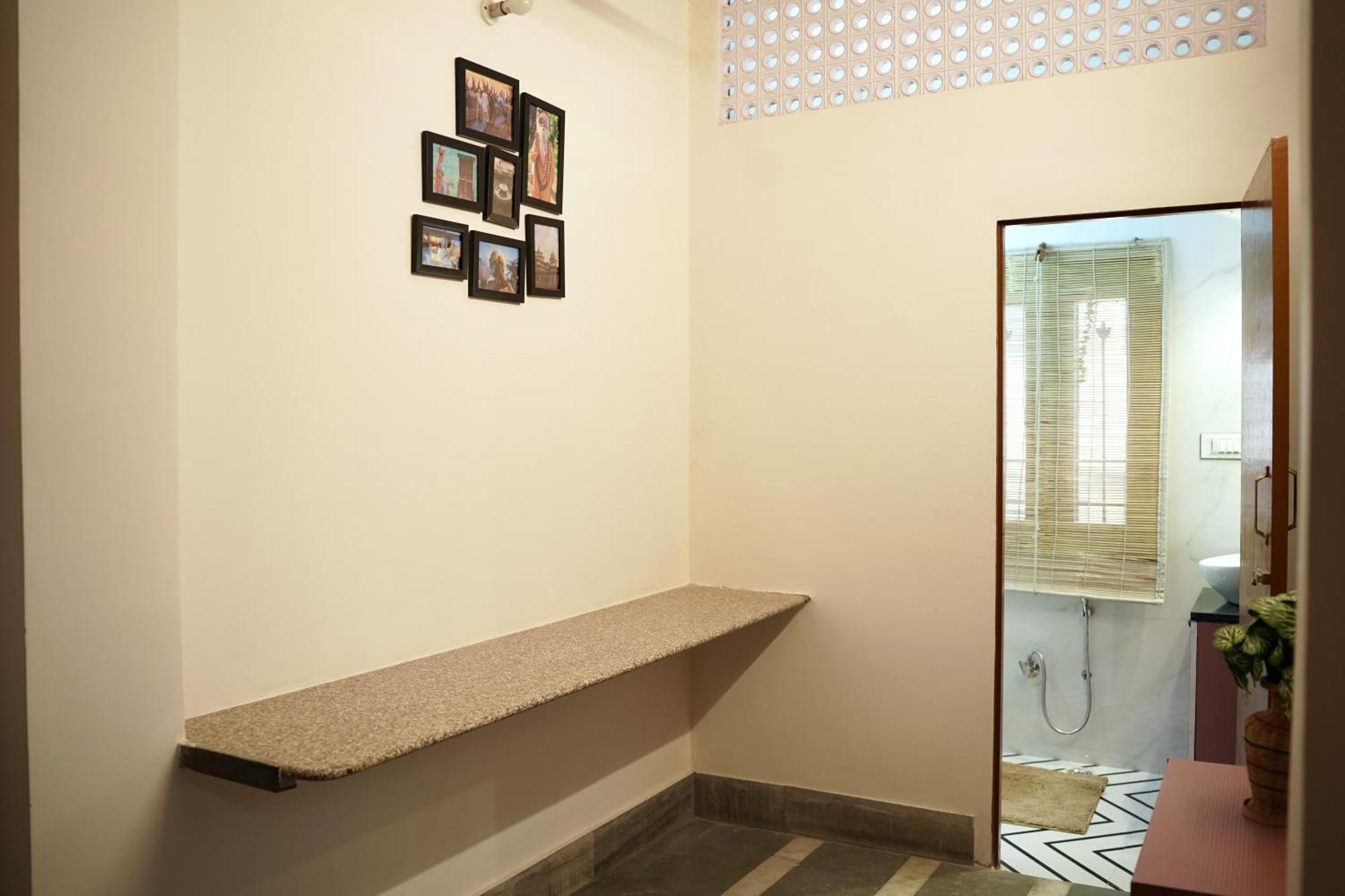 Seasoned Jaipur-live In A 100-year-old * Jaipur