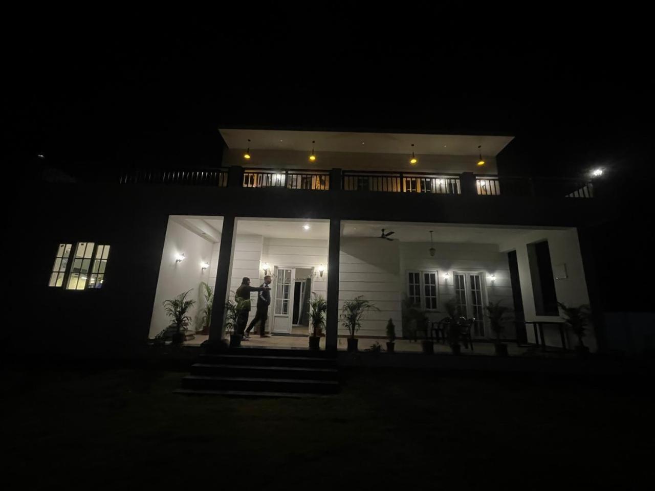 Mustang Meadow * Jaipur
