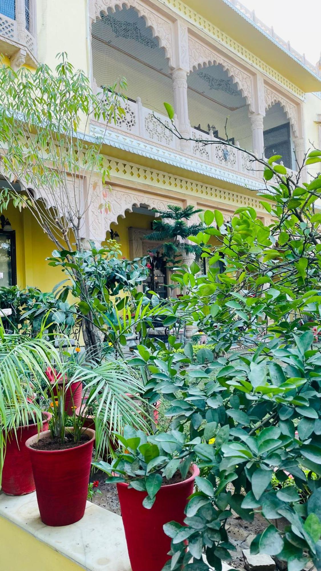Kunadi Kothi - A Boutique