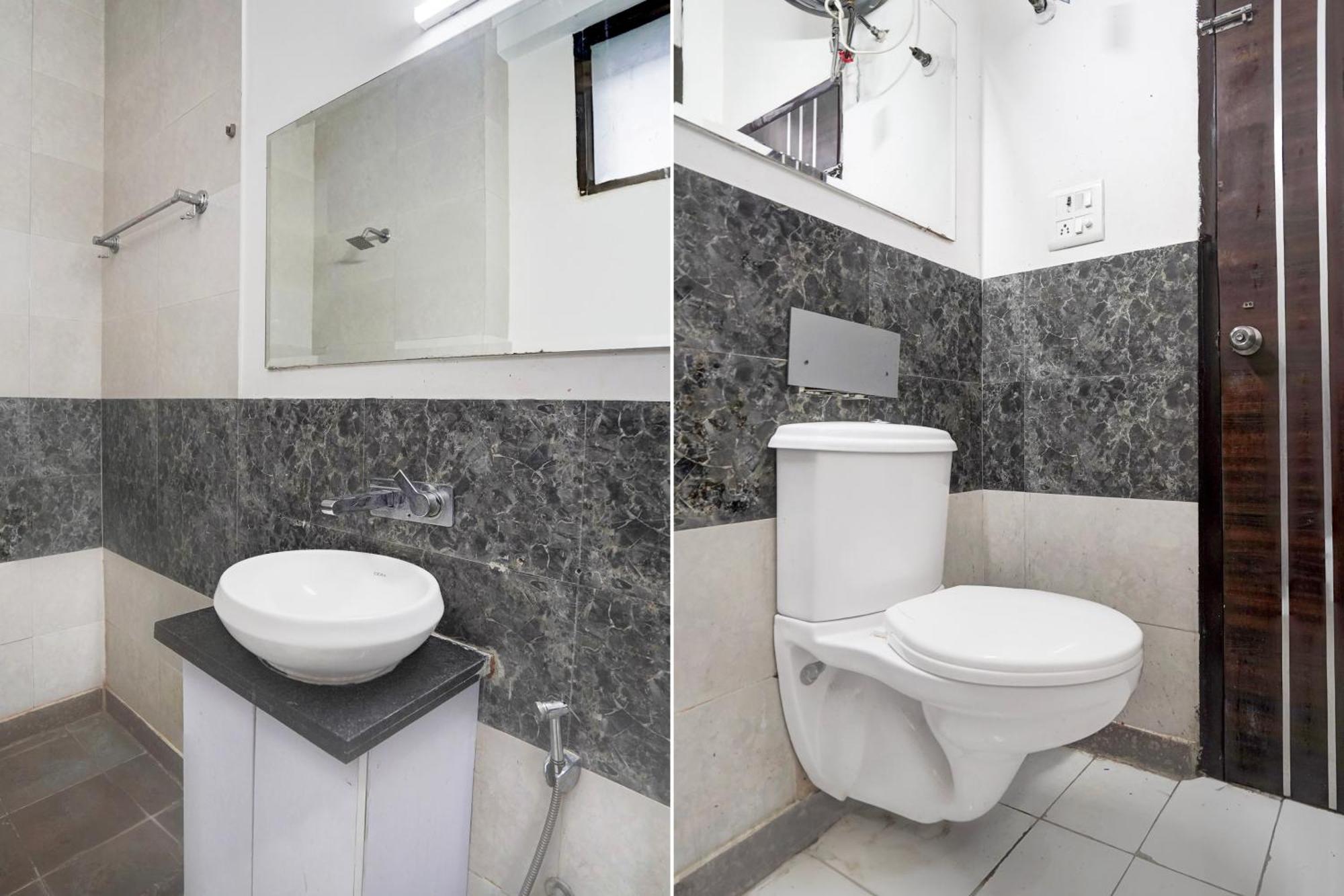 Super O Krishna Nagar Near Sawai Man Singh Stadium 4*