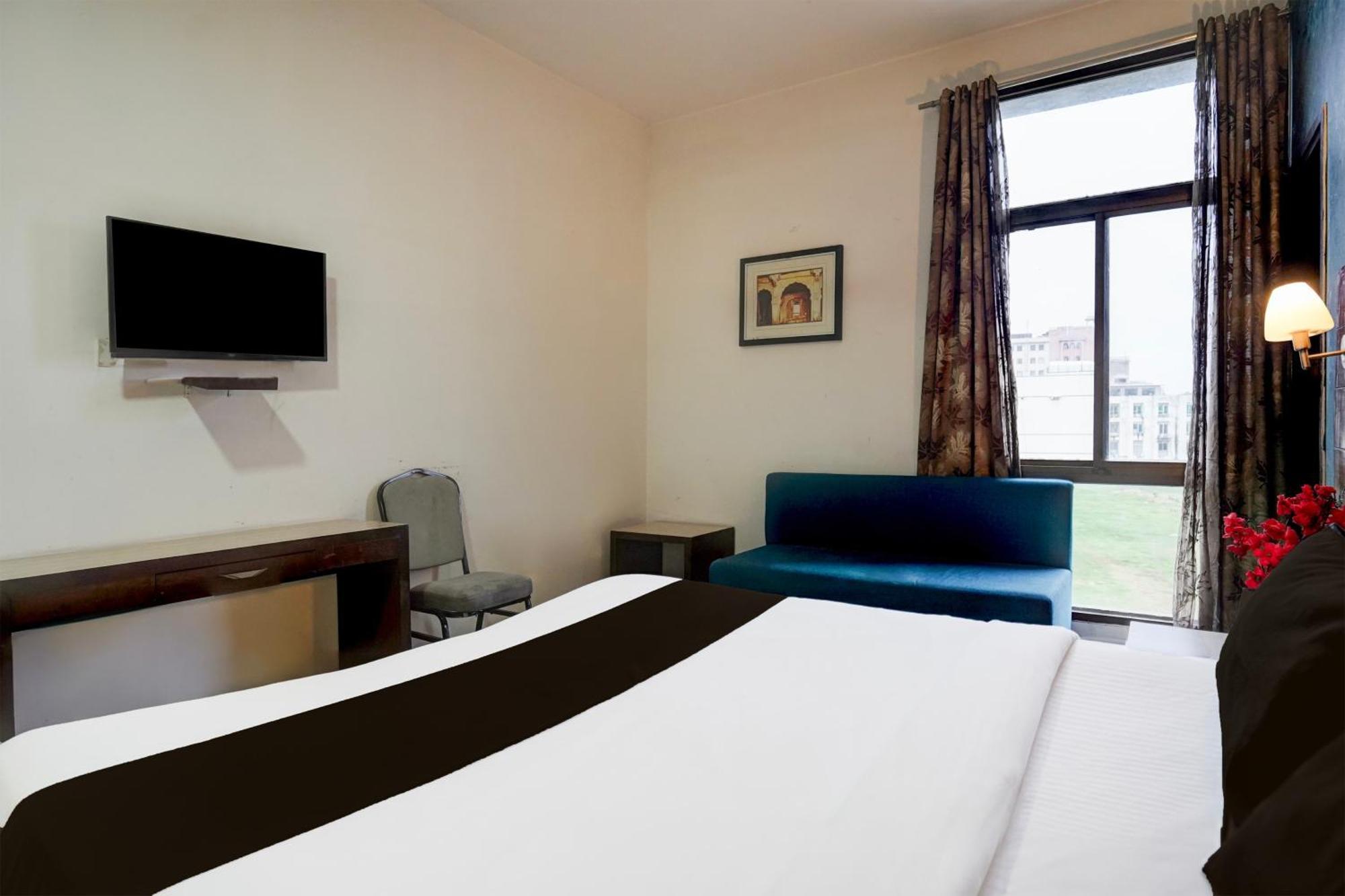 Hotel Super O Krishna Nagar Near Sawai Man Singh Stadium