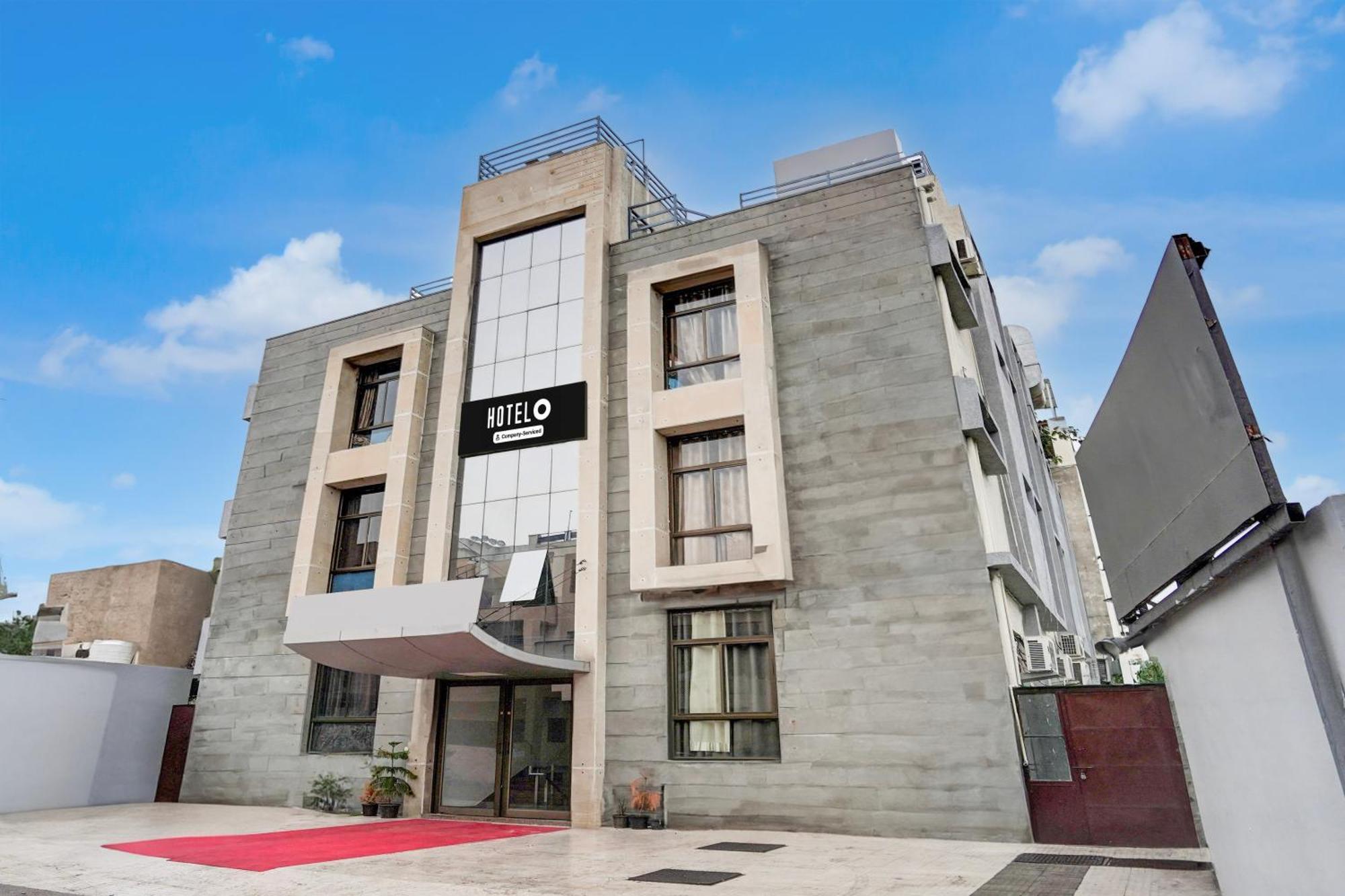 Super O Krishna Nagar Near Sawai Man Singh Stadium 4* Jaipur