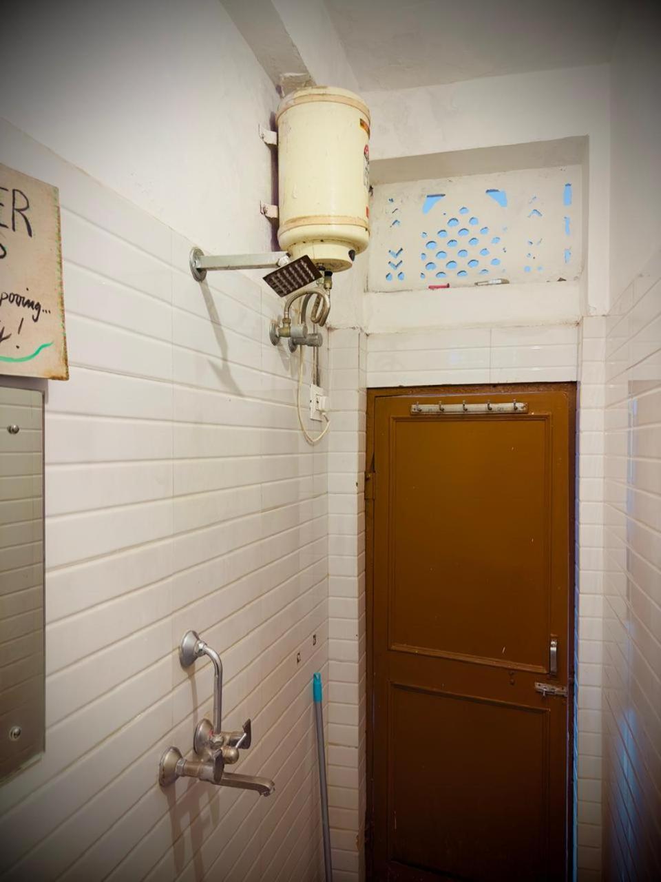 Hostel Chalo Eco *