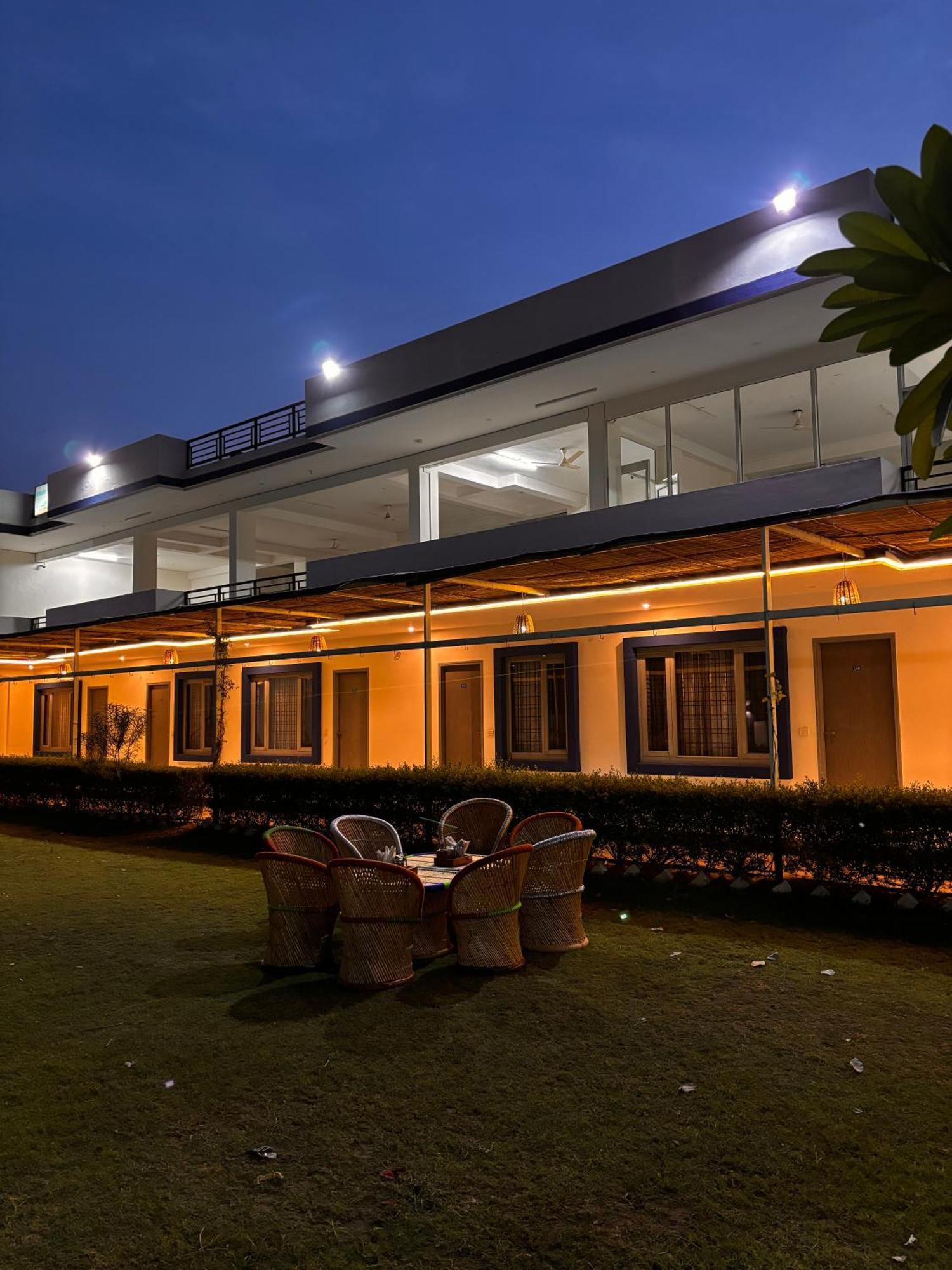Atulya By Meyatri Jaipur