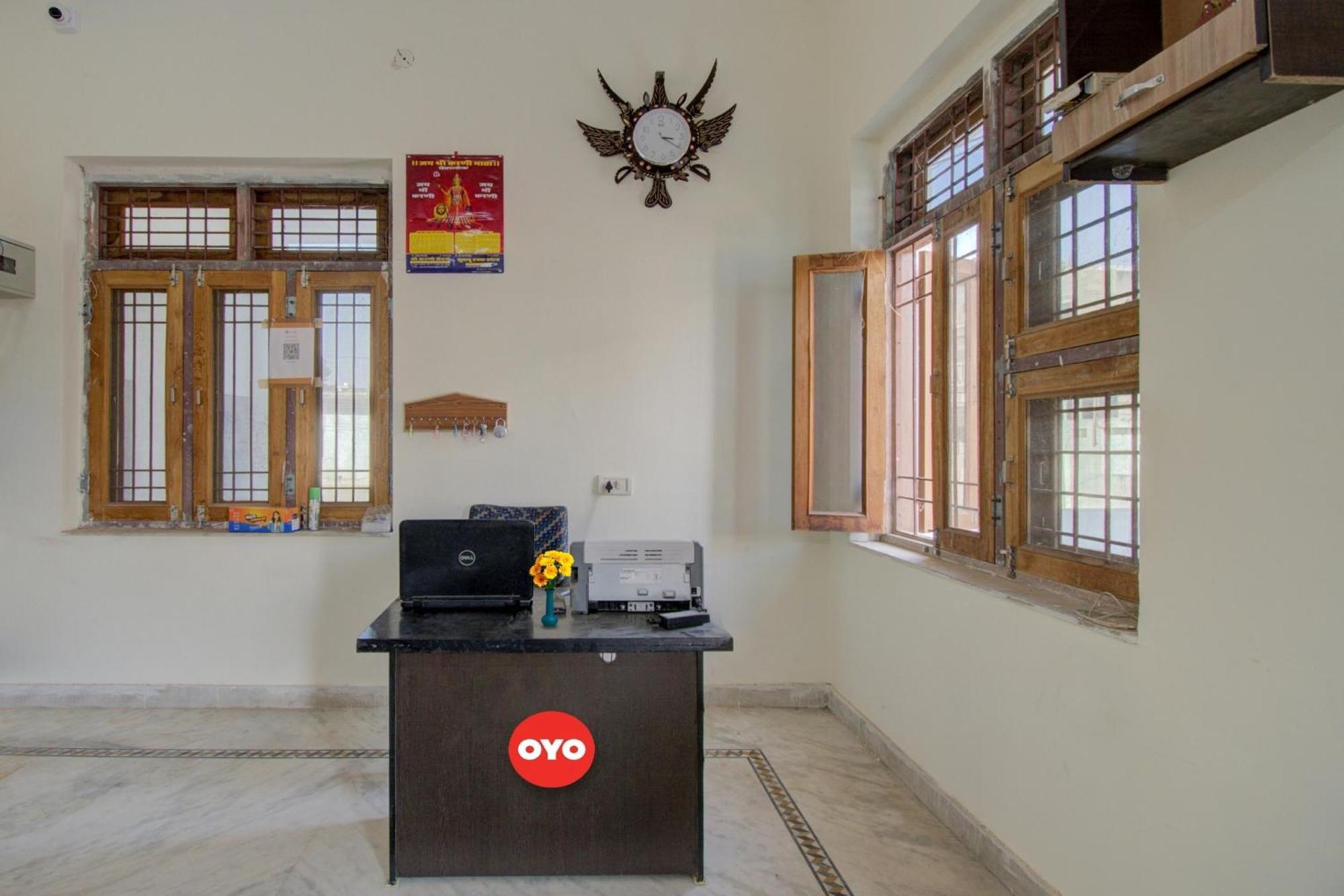 Hotel O Karni Palace