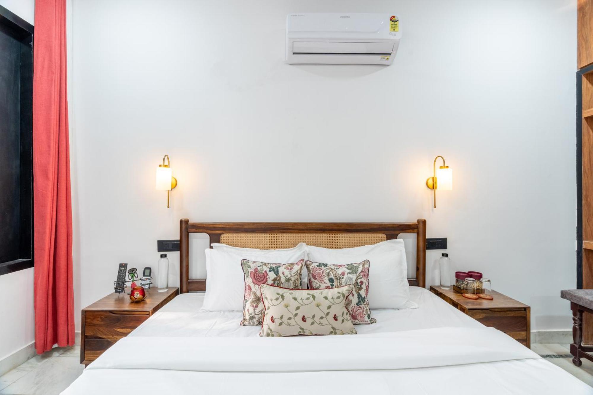 Villa Alaya Ramalaya 4 Bhk With Garden *