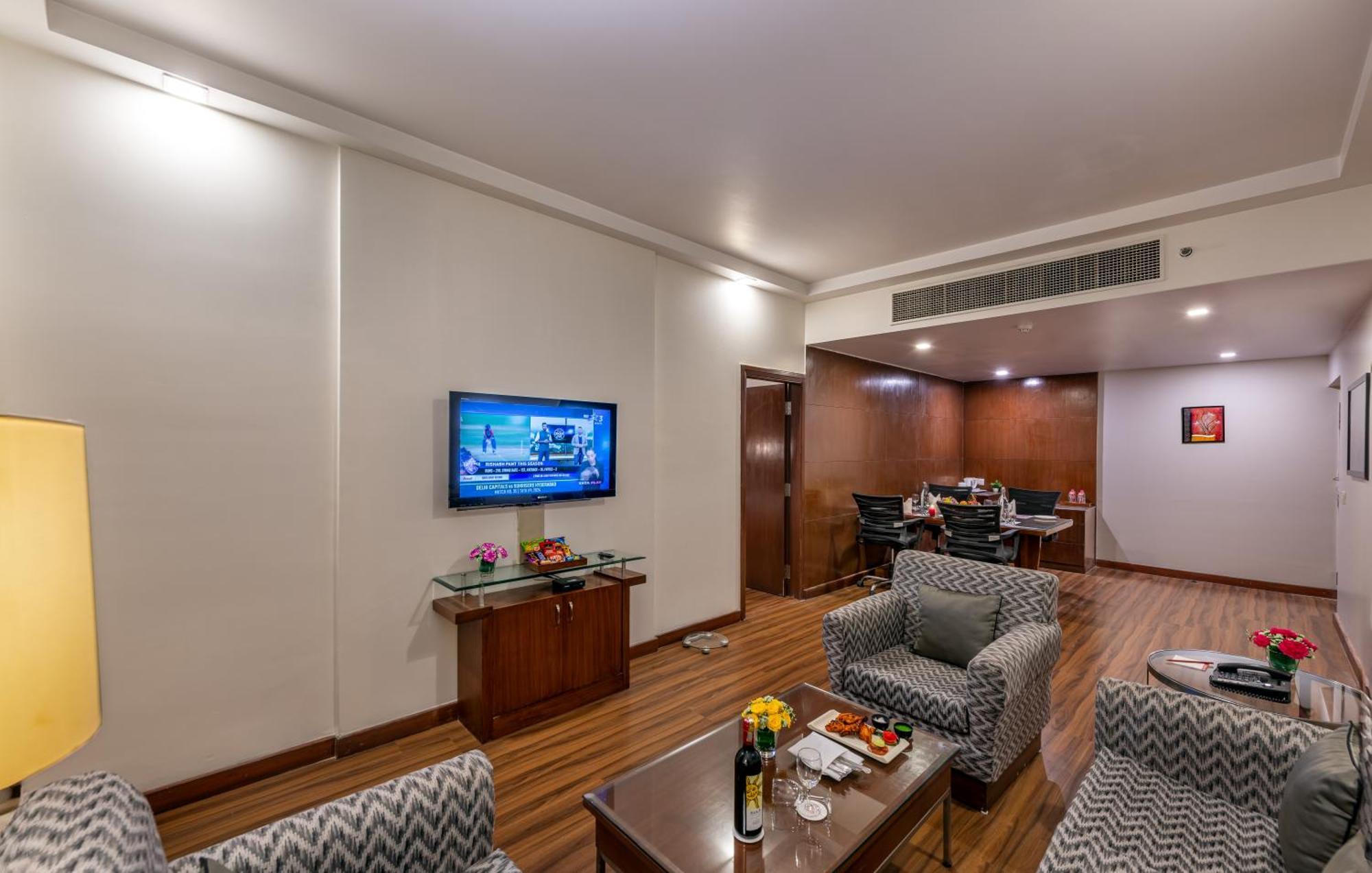 Lords Plaza Hotel Jaipur