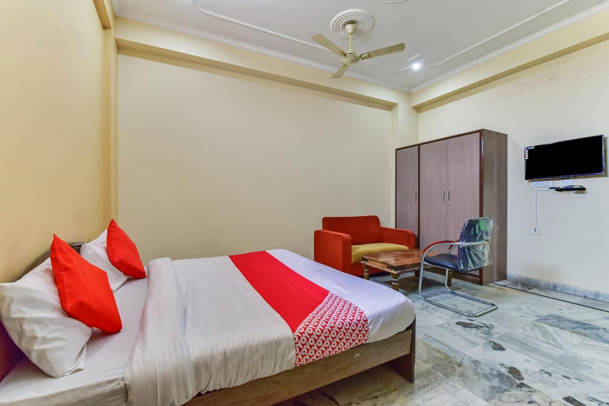 Hotel O S R Jaipur