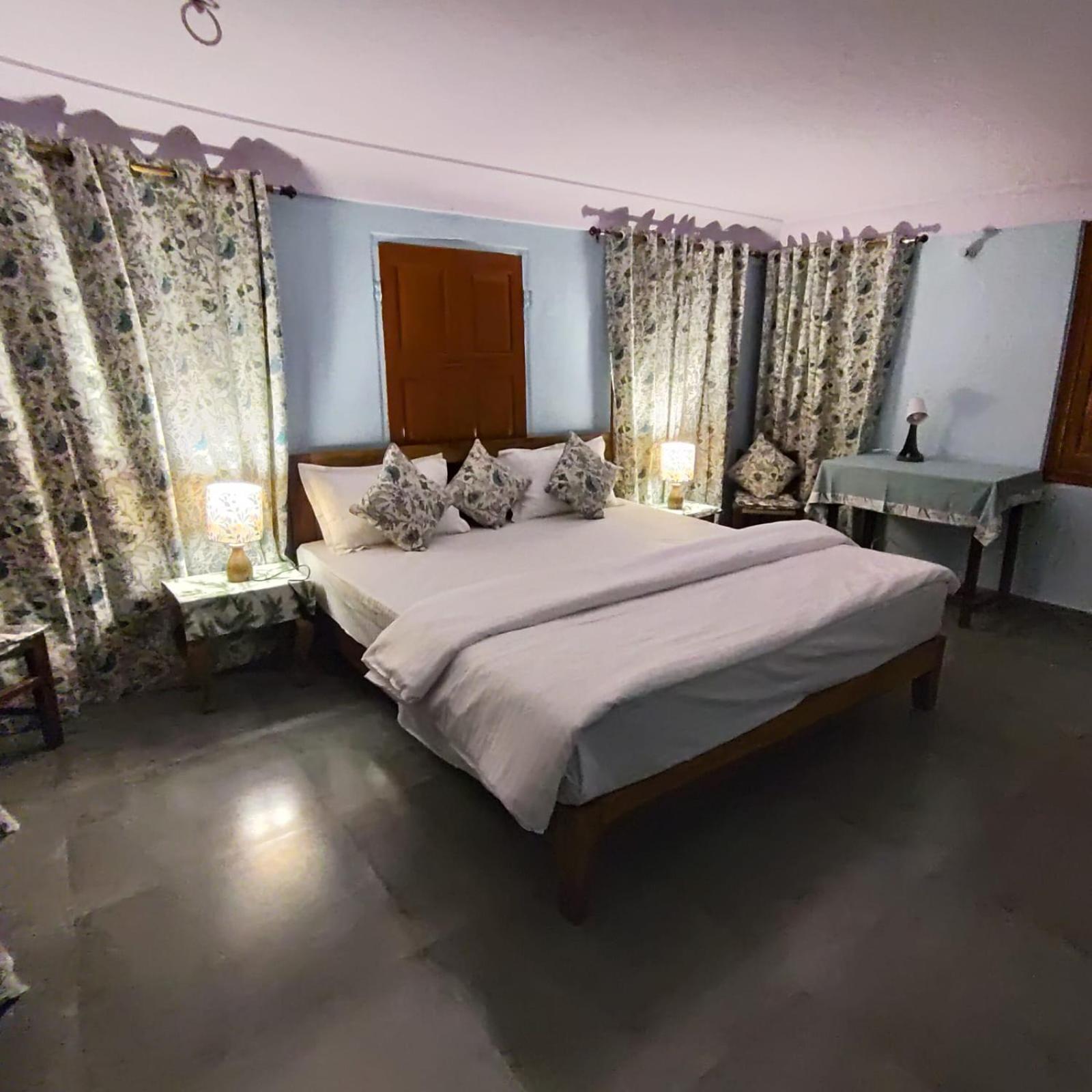 Homestay Marwa House *