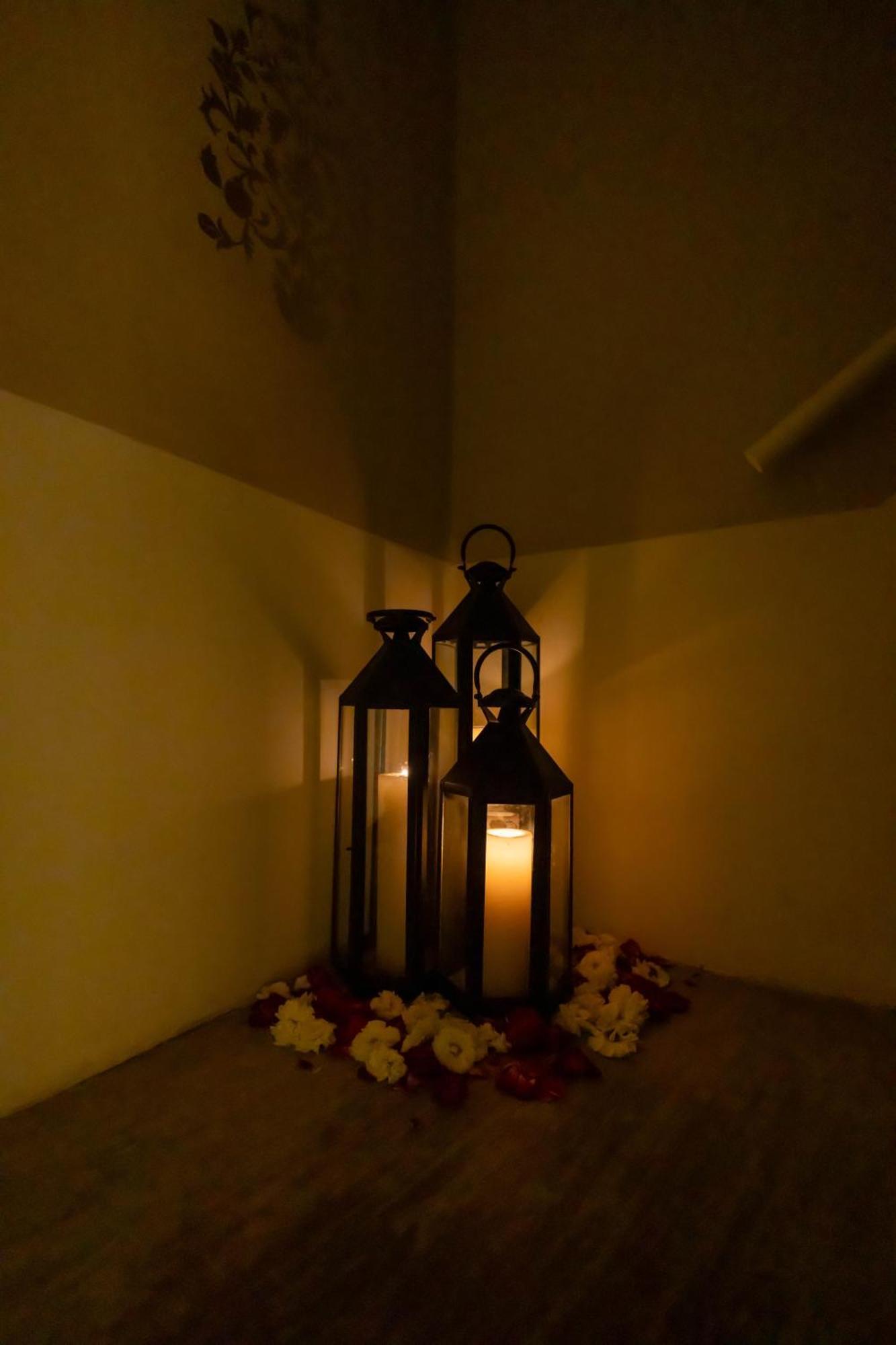 Hotel Sheel Mahal- Near Hawa Mahal