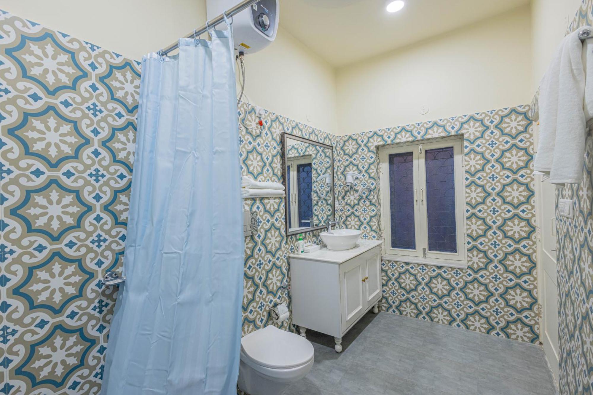 Hotel Sheel Mahal- Near Hawa Mahal Jaipur
