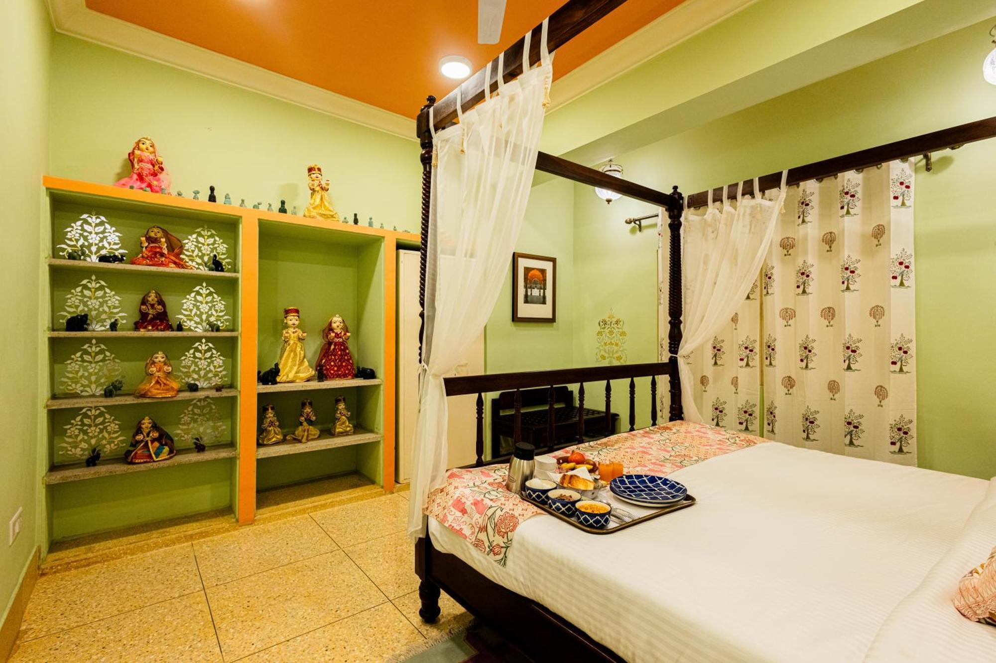 Sheel Mahal- Near Hawa Mahal Hotel 4*