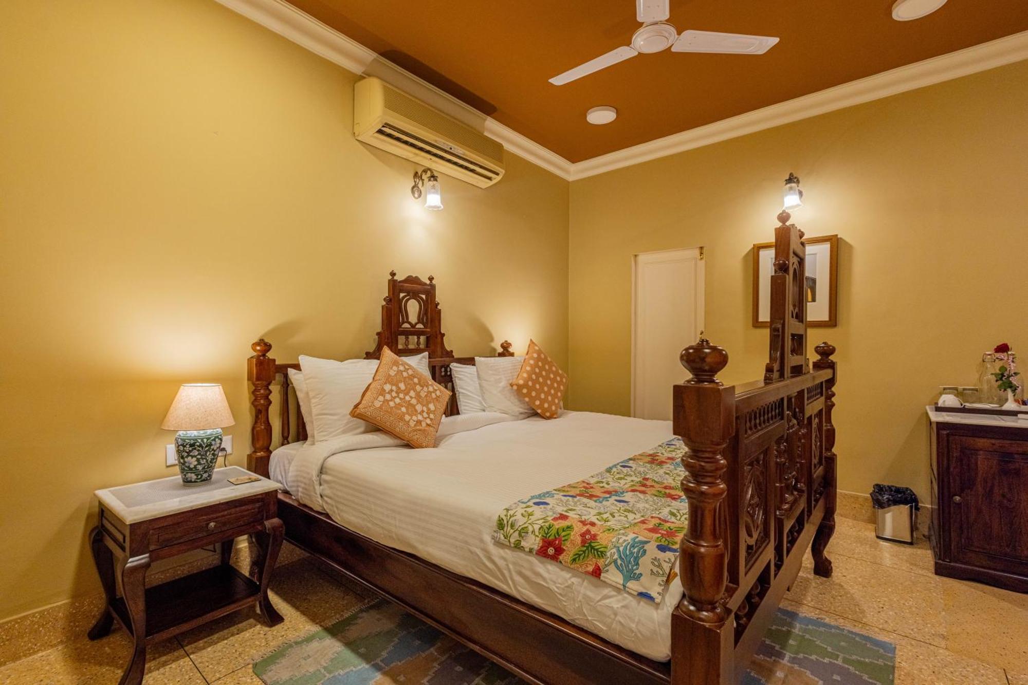 Hotel Sheel Mahal- Near Hawa Mahal Jaipur