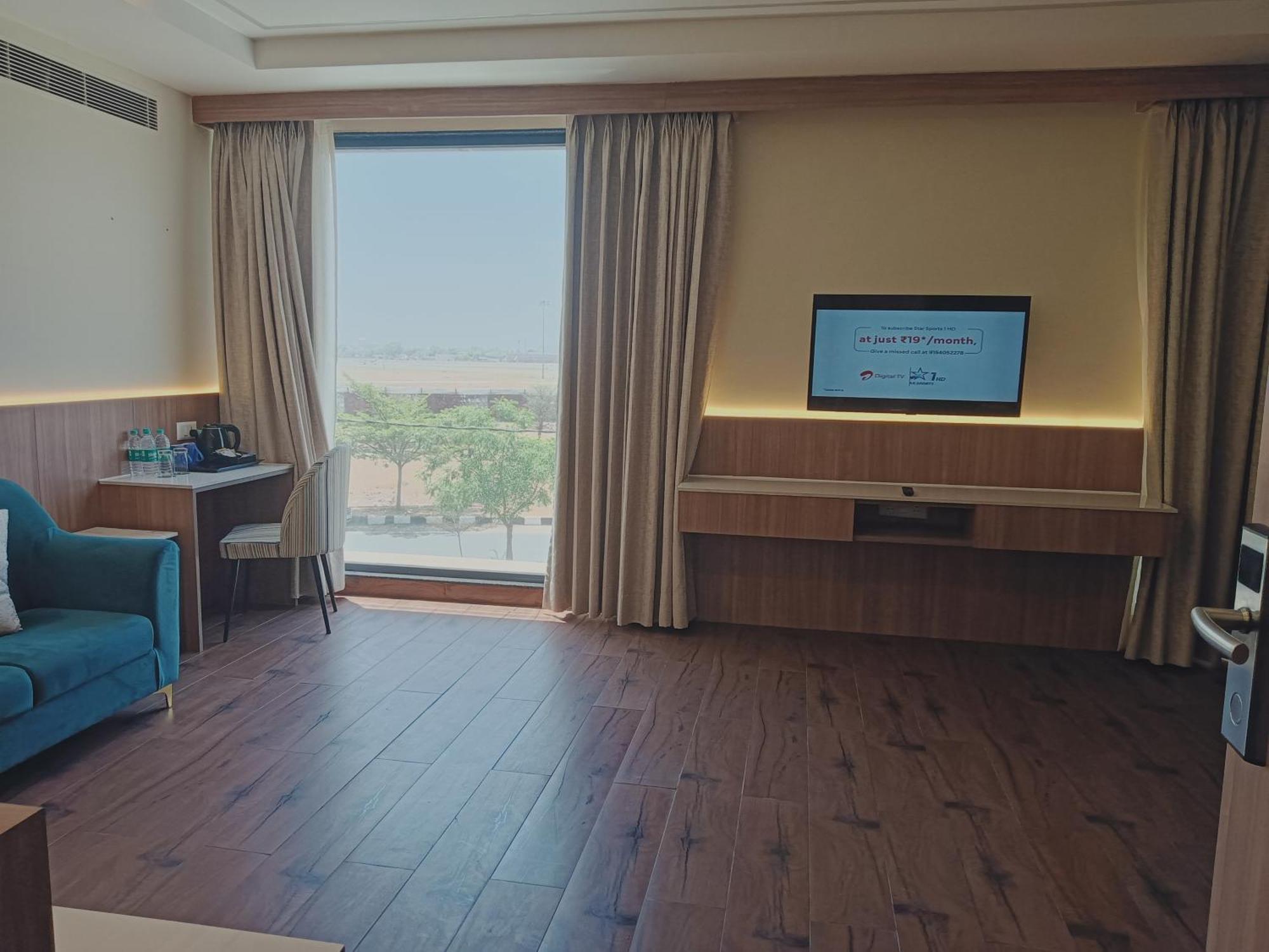 Hotel Cilantro Comfort 4*