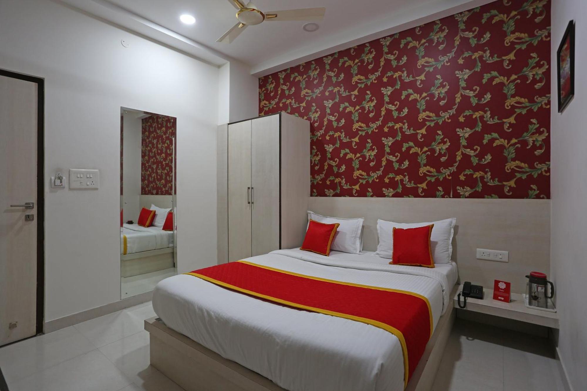 Hotel Super Capital O Swastika Jaipur