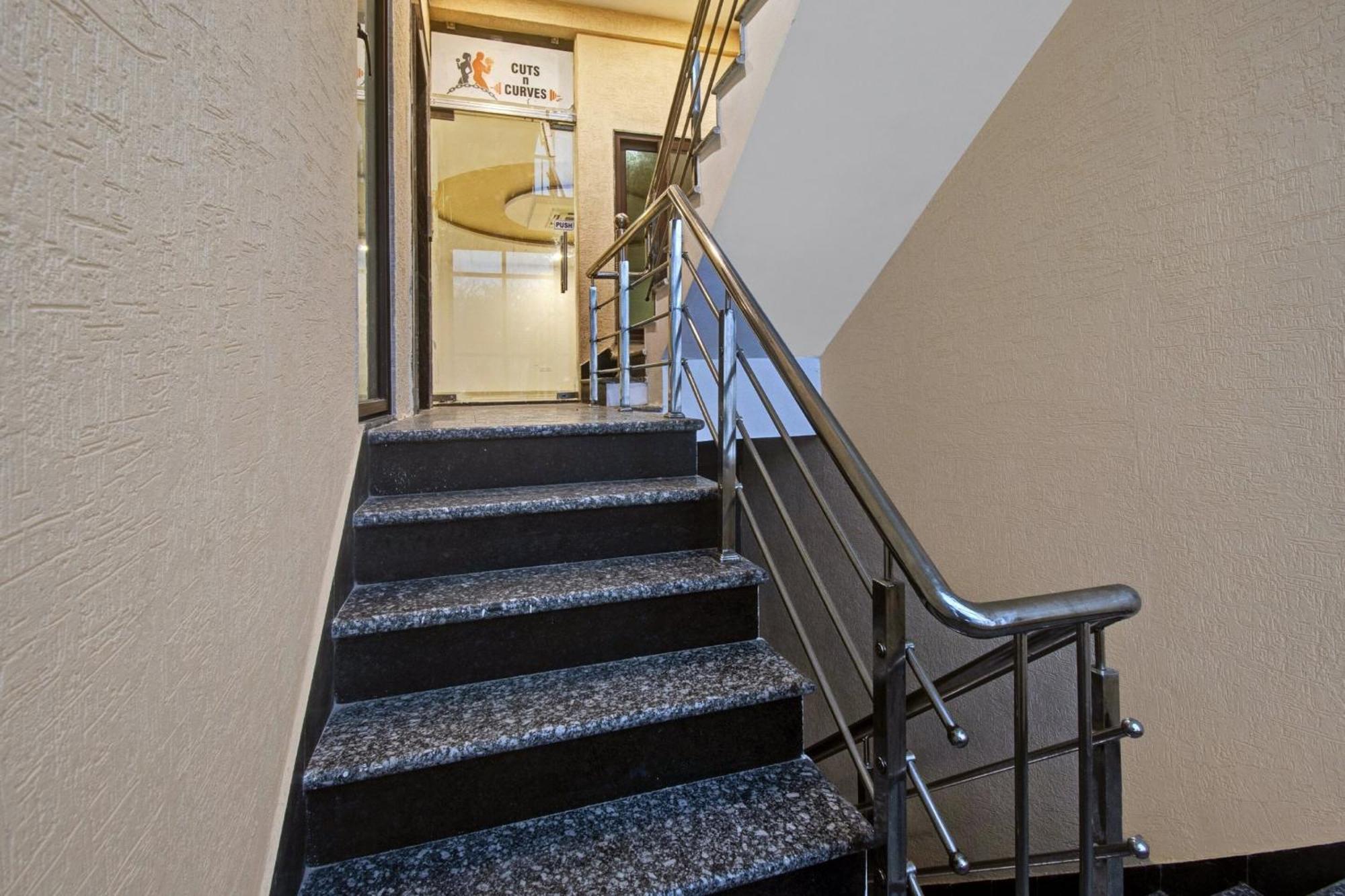 Townhouse Oak Rudra 4*