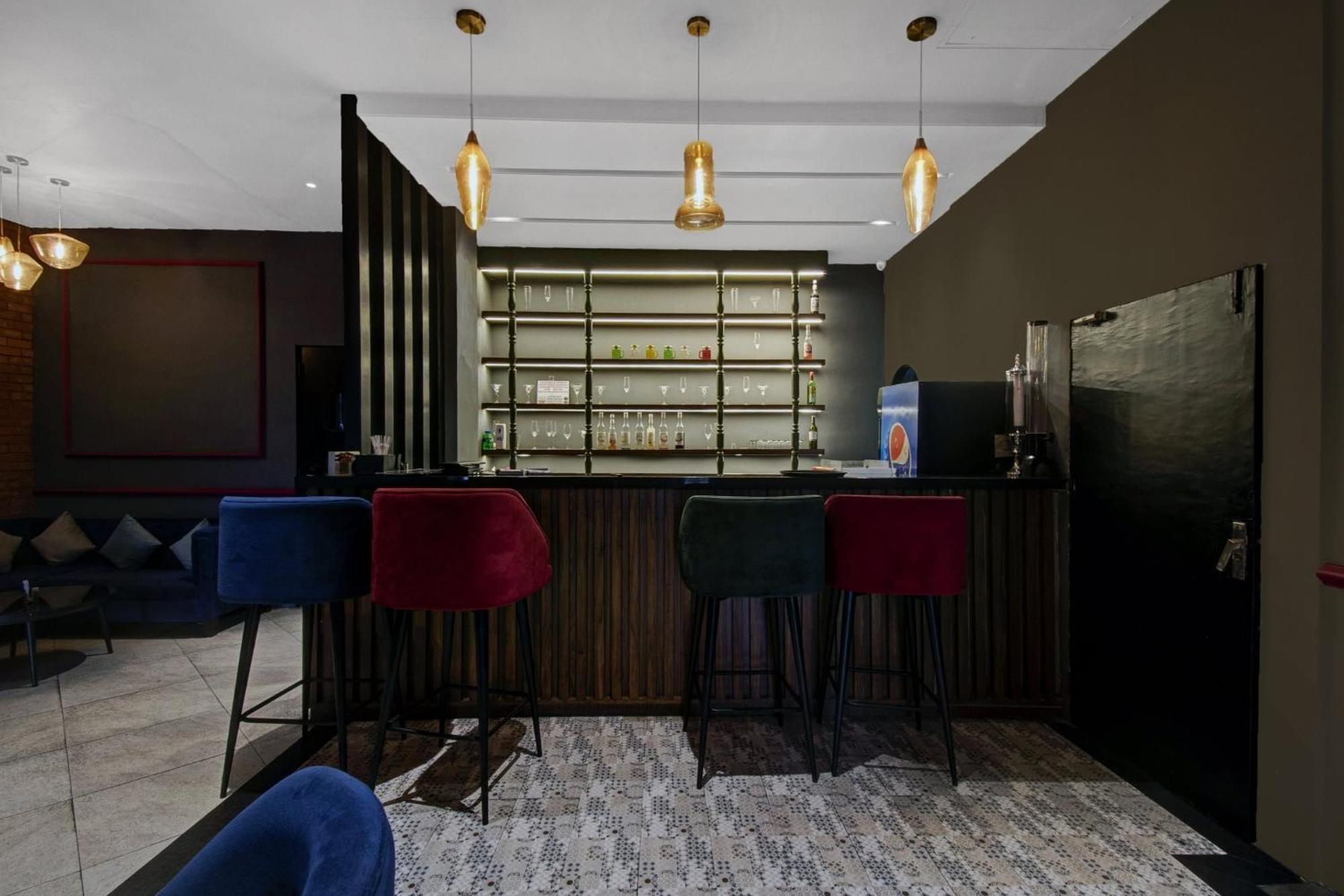 Hotel Townhouse Oak Rudra