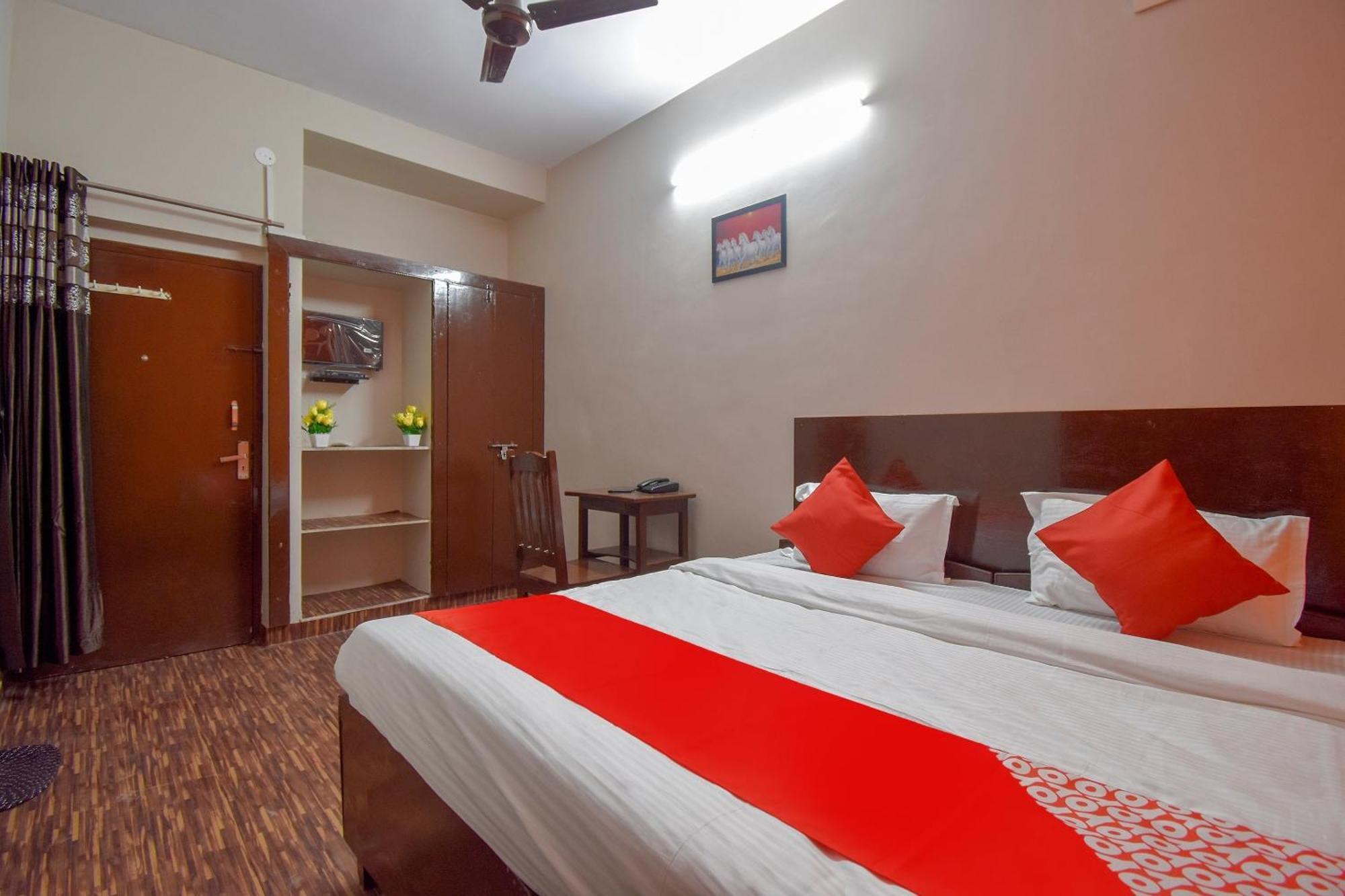 Hotel O Shiv Shakti