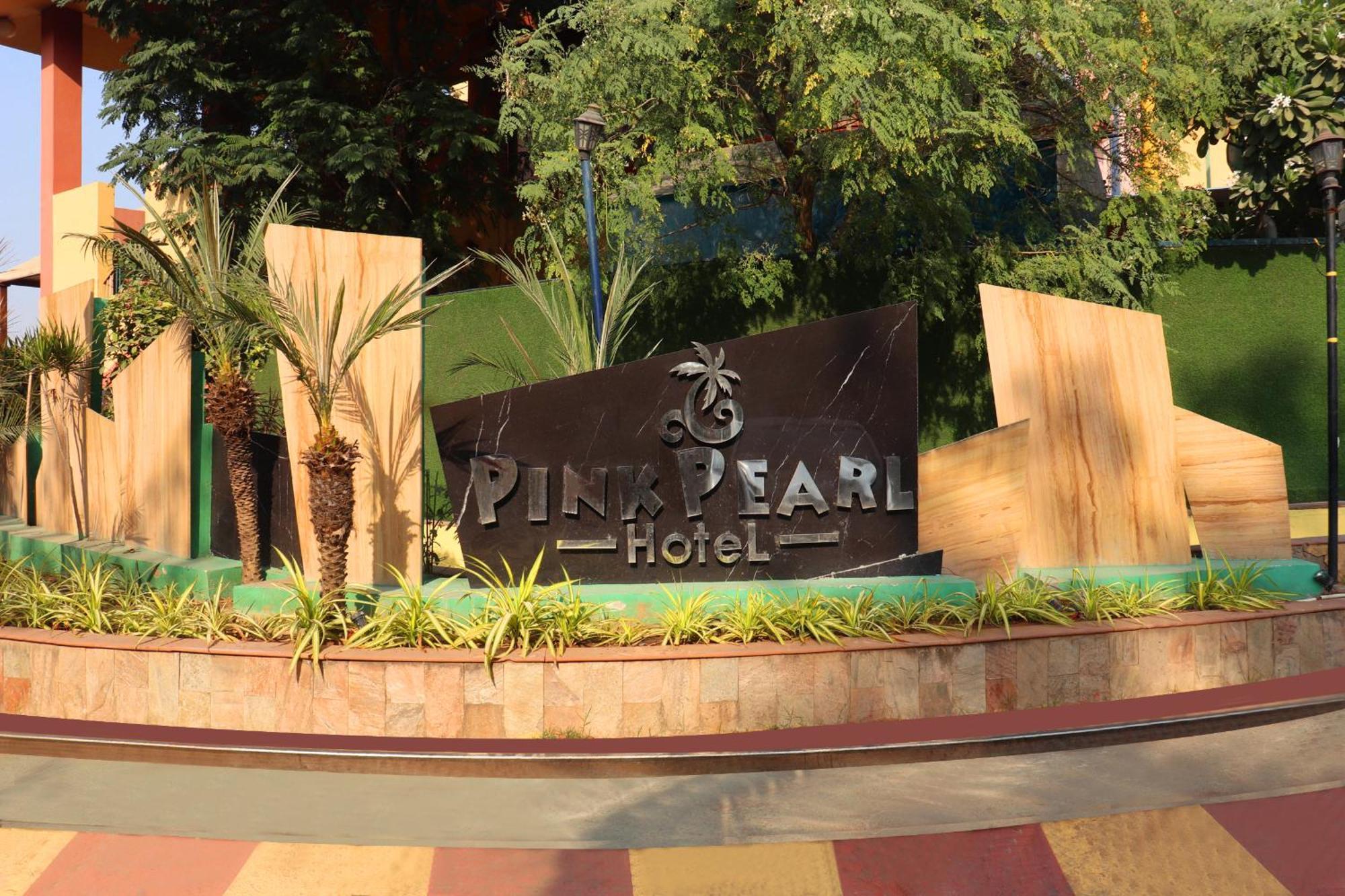 Resort Pink Pearl 4*