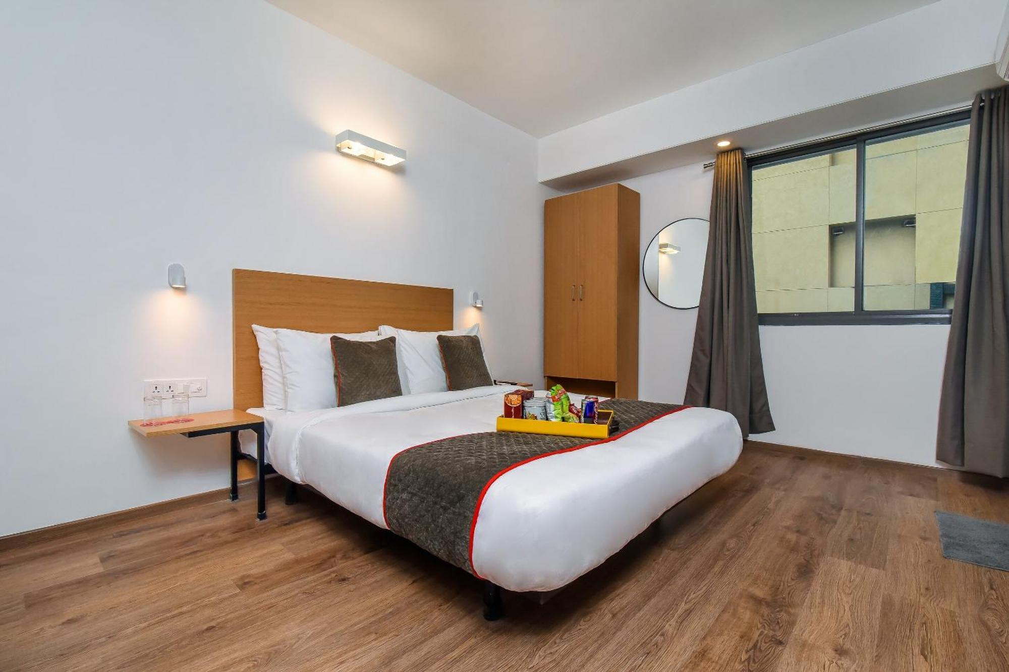 Hotel Townhouse C Scheme Ahinsa Circle Jaipur