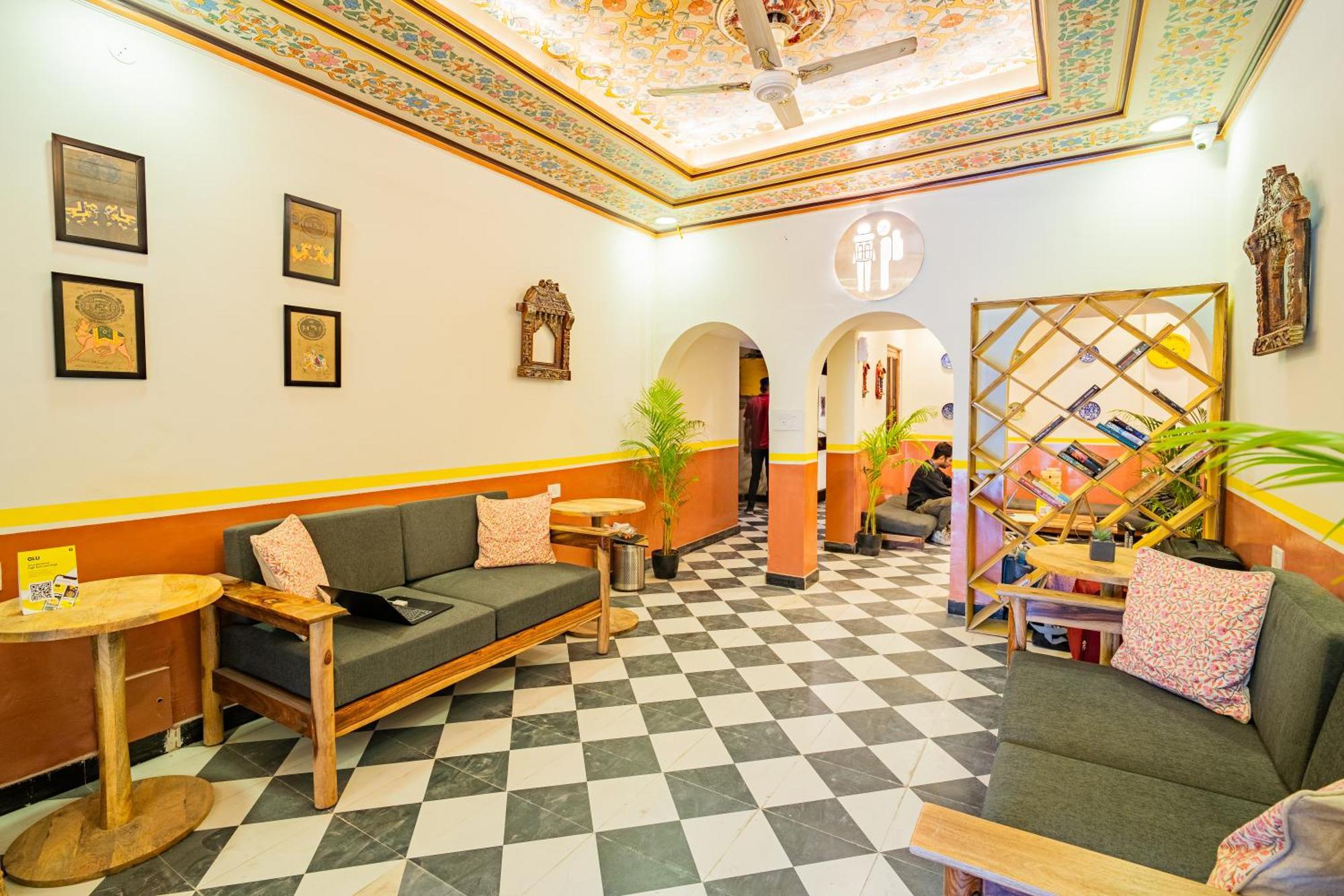 The Jaipur, Hathroi * Jaipur