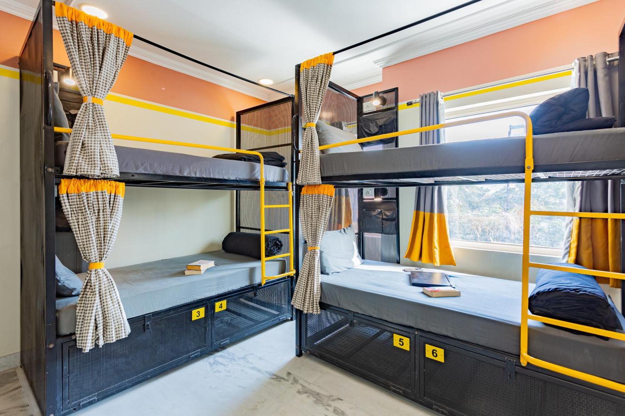 Hostel The Jaipur, Hathroi *