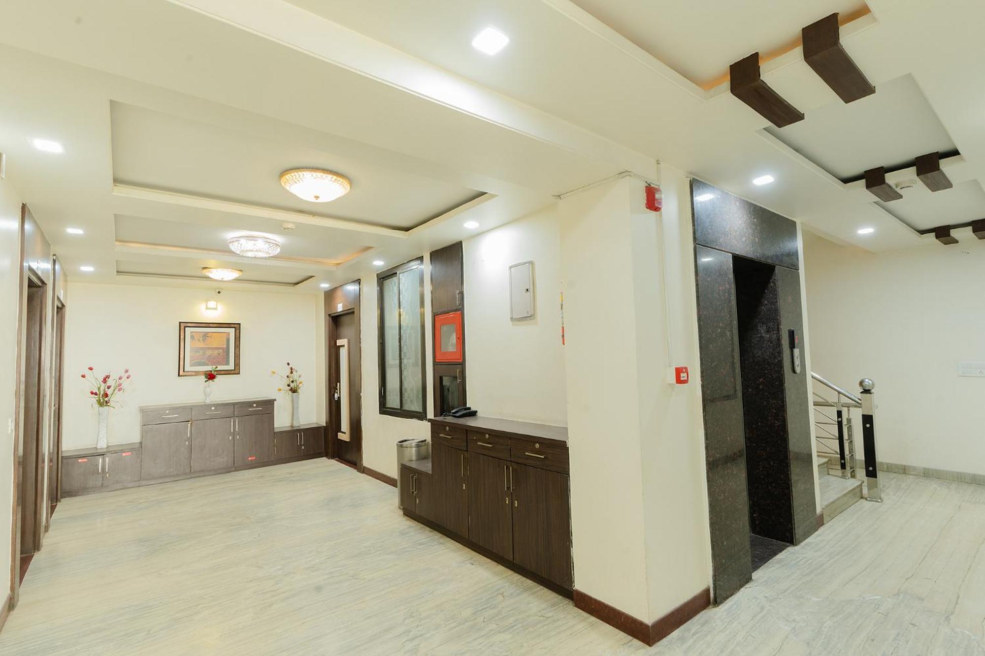 Hotel Fabhotel Signature