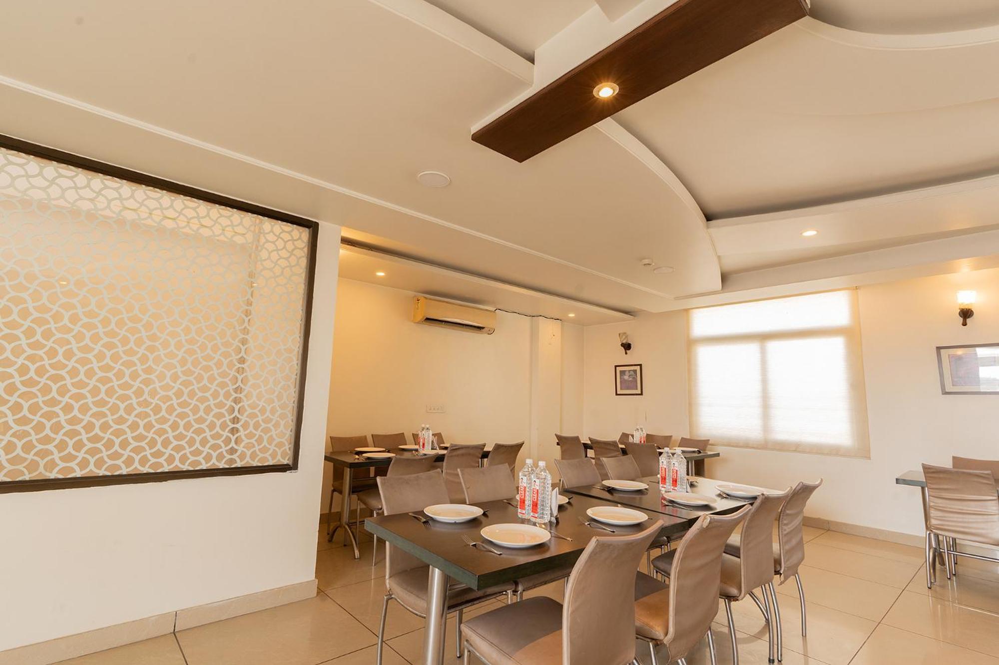 Fabhotel Signature Hotel Jaipur