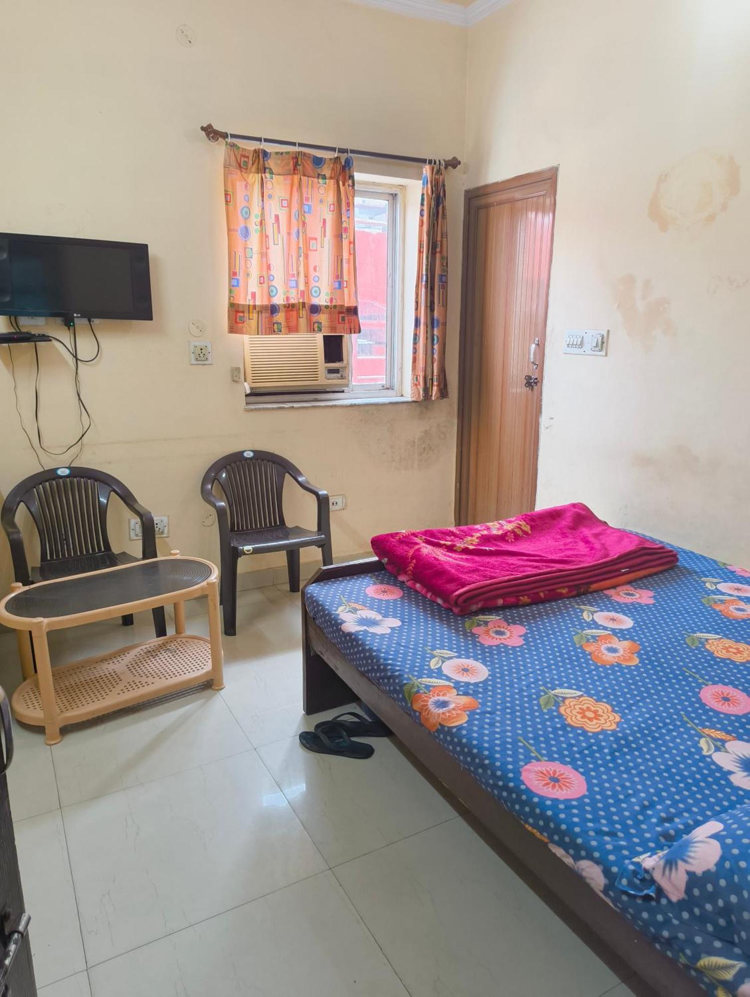 Alankrit Guest house