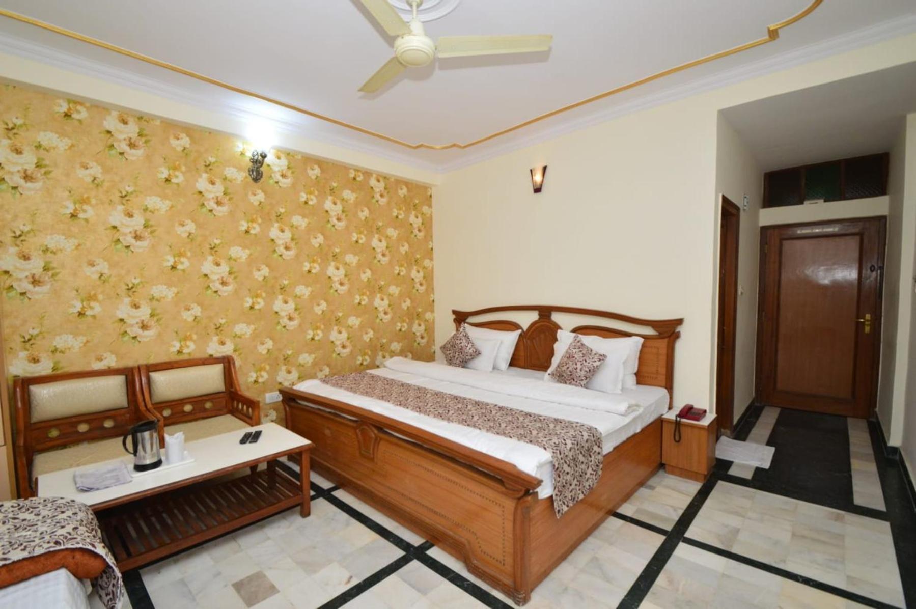 Hotel Vijay Niwas
