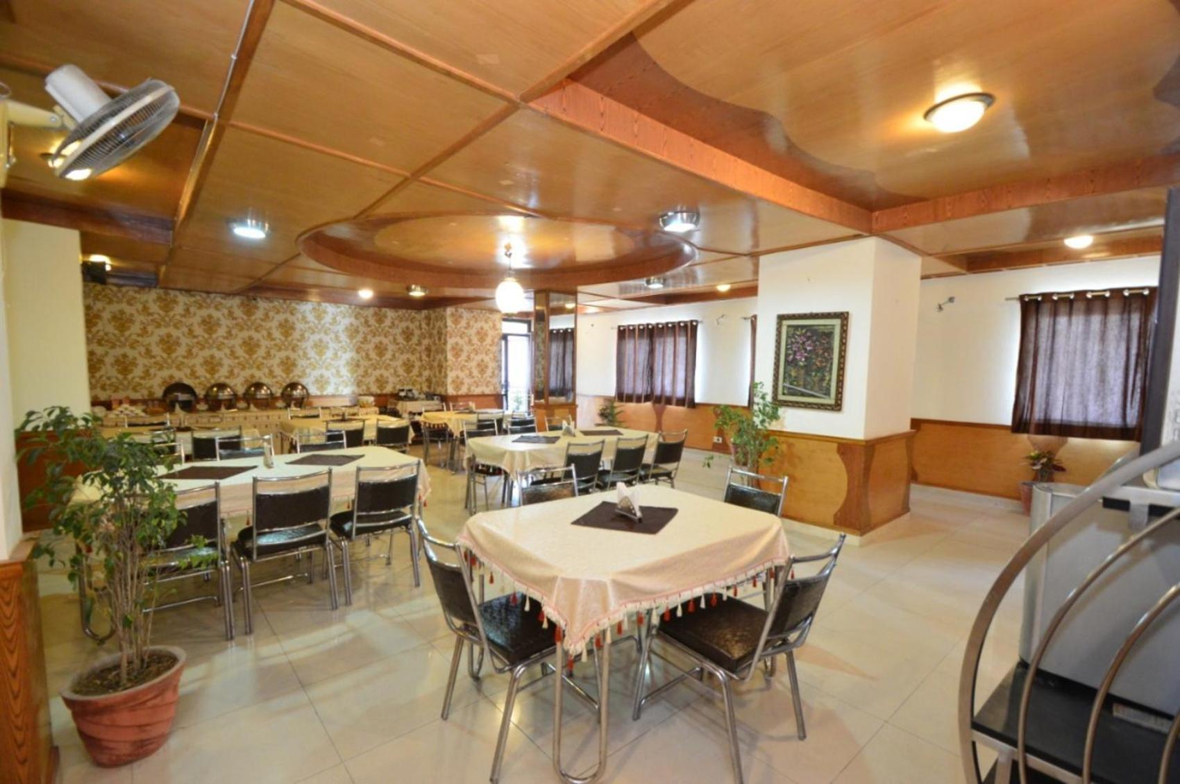 Vijay Niwas 3*