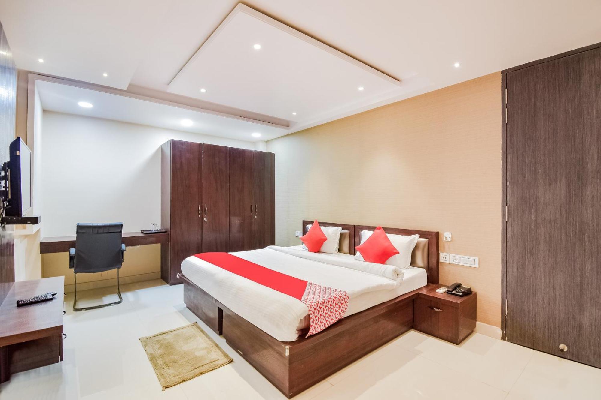 Hotel Super O The Moody Moon Jaipur