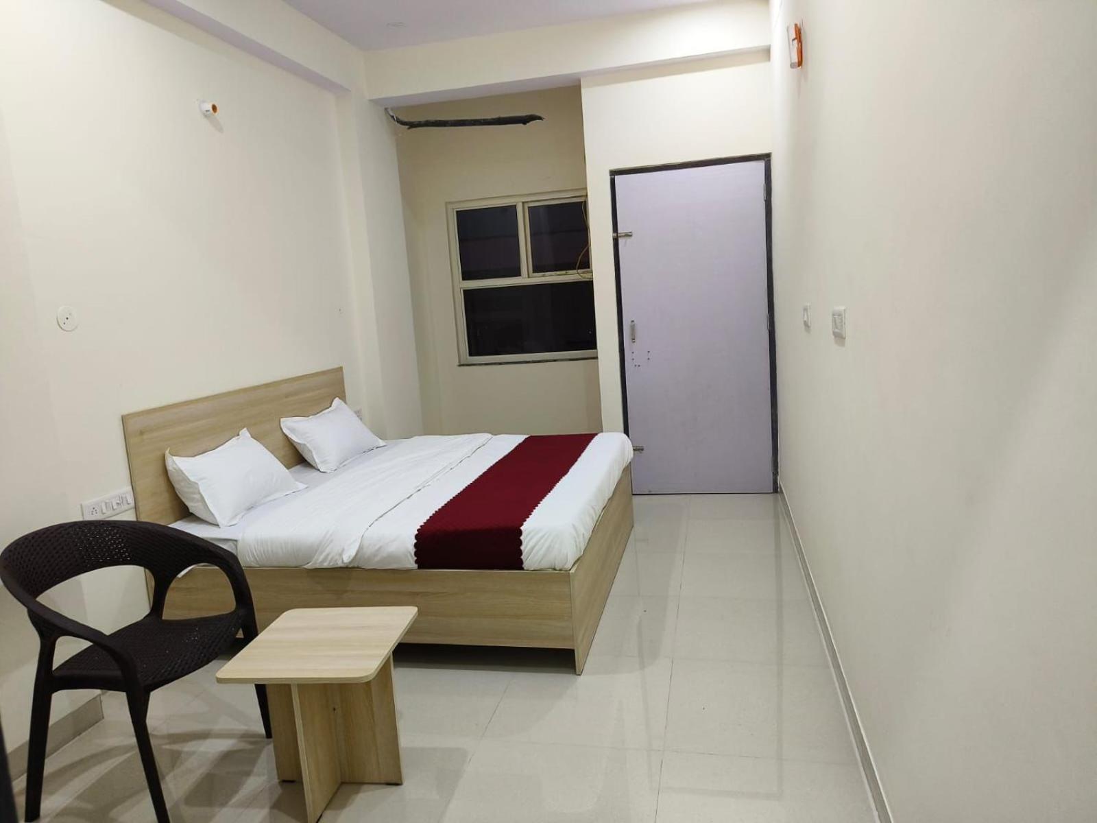 R G Residency Paying Hotel