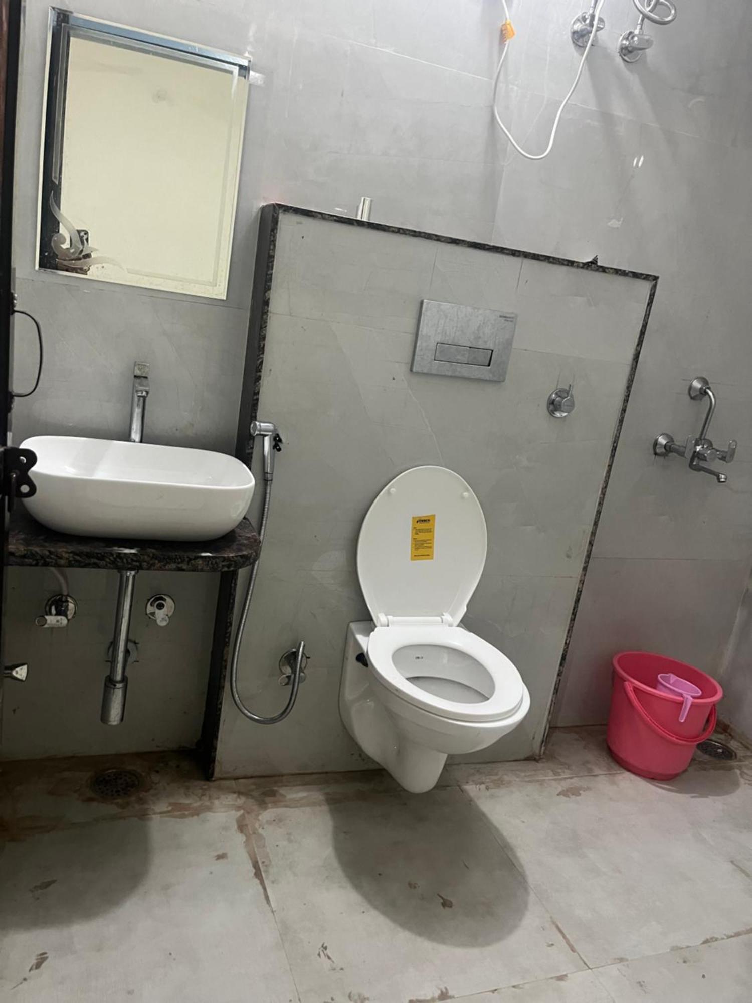 R G Residency Paying Hotel Jaipur