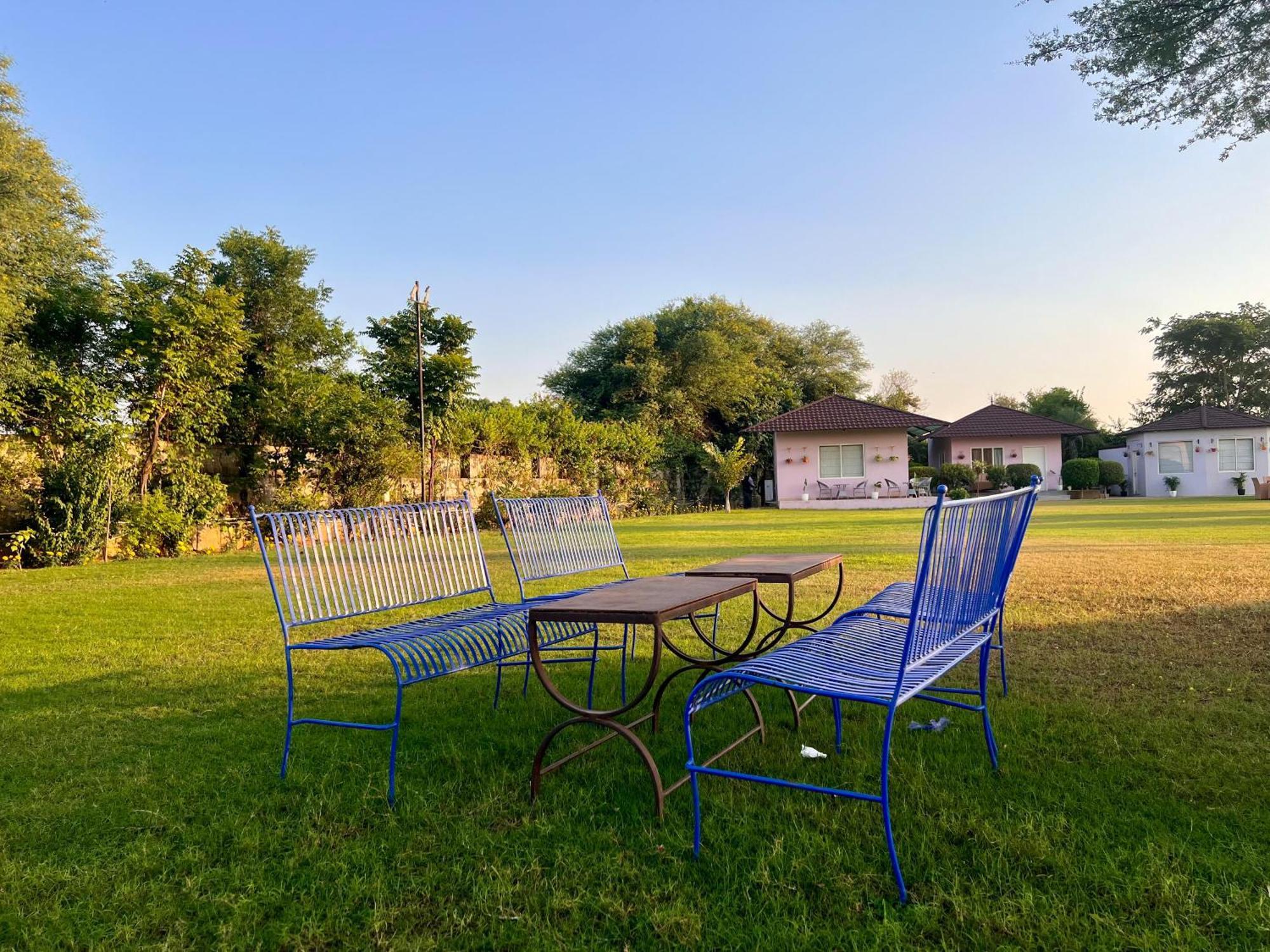 Gazibo Elegant Farm With Swimming Pool *