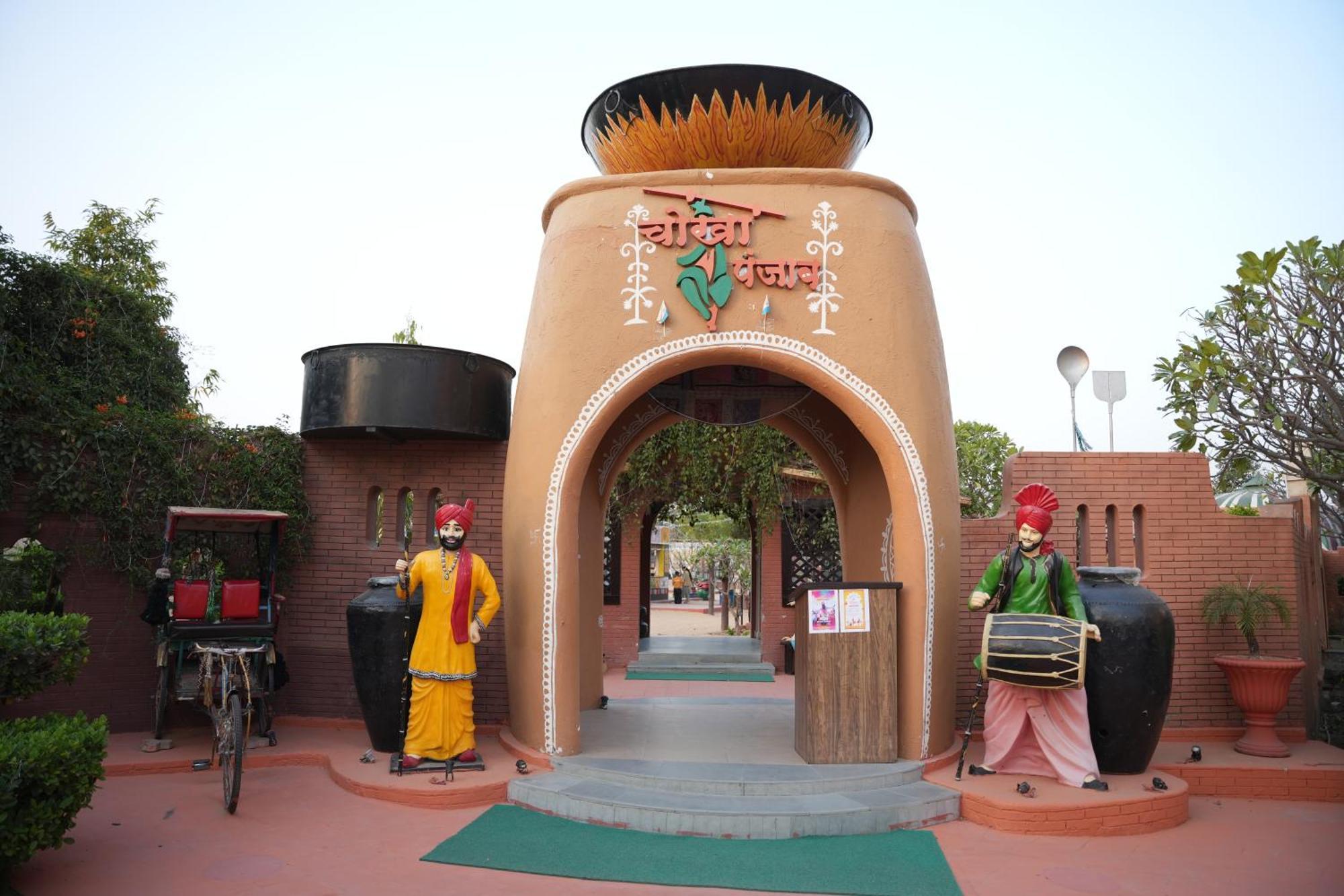 Resort Pink Pearl Jaipur