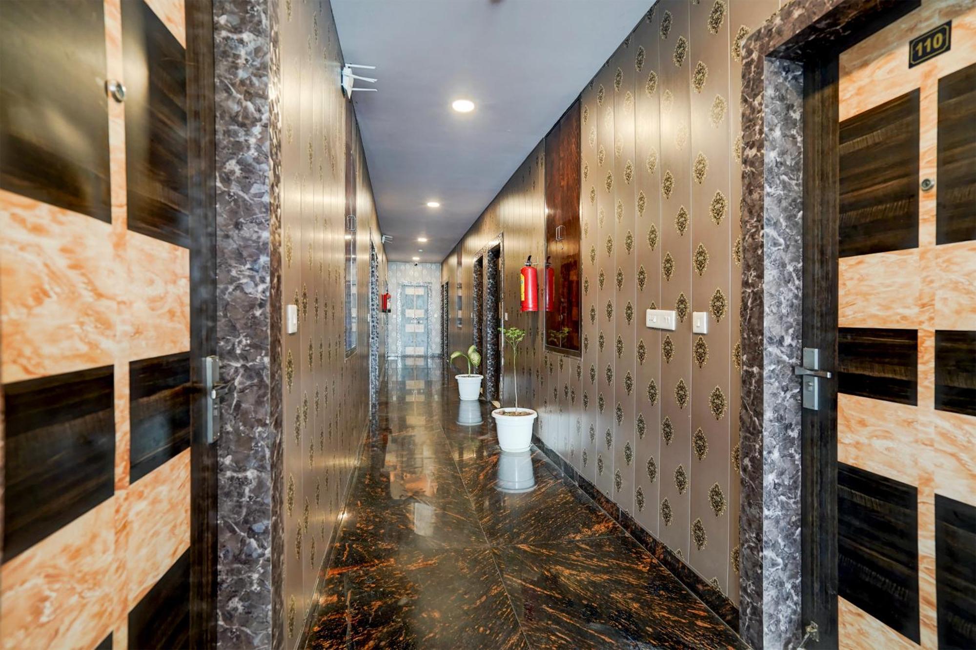 Townhouse Mansarovar Formerly Palm Tree Hotel Jaipur