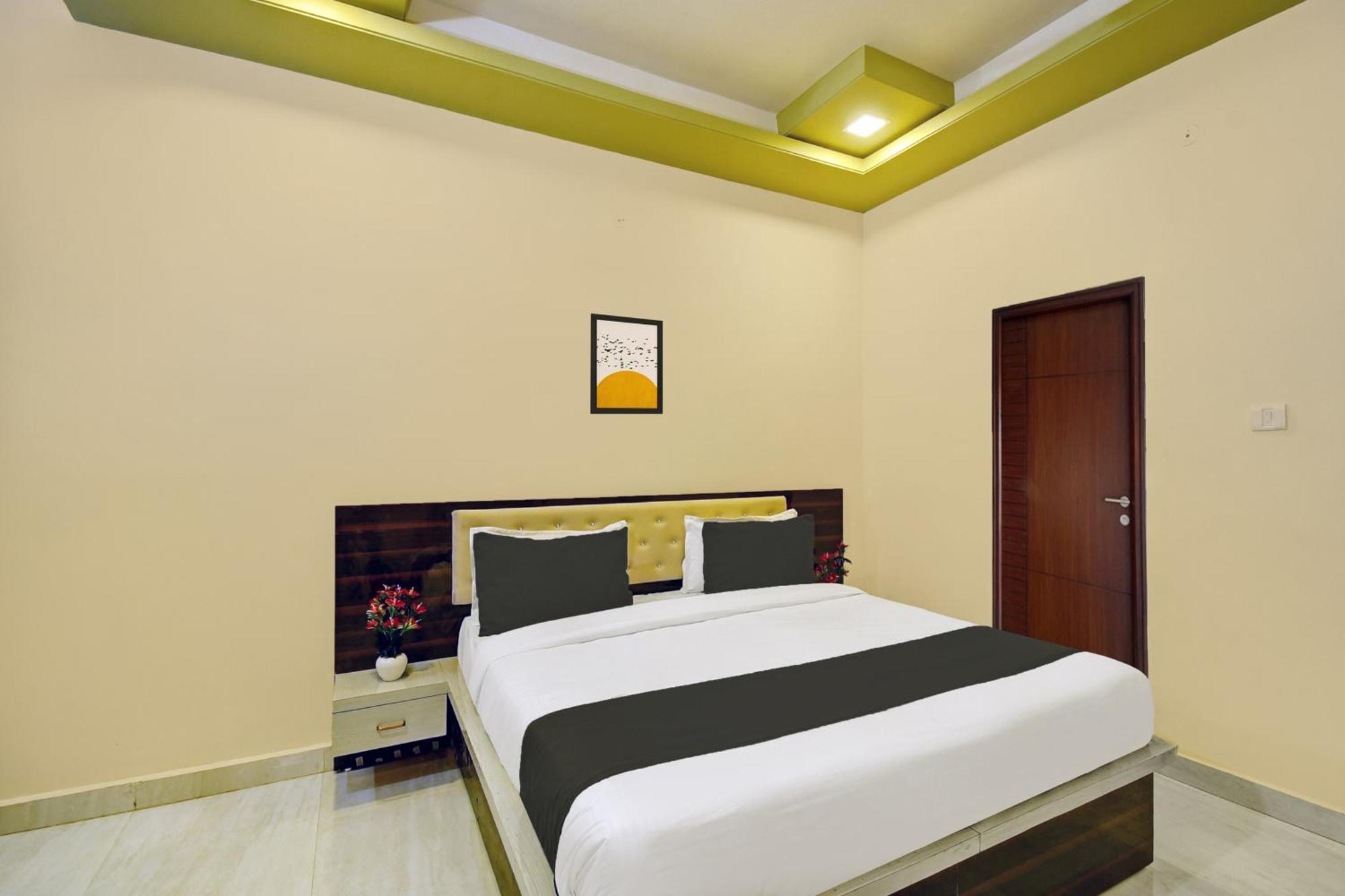 Hotel O Neelkanth 3*